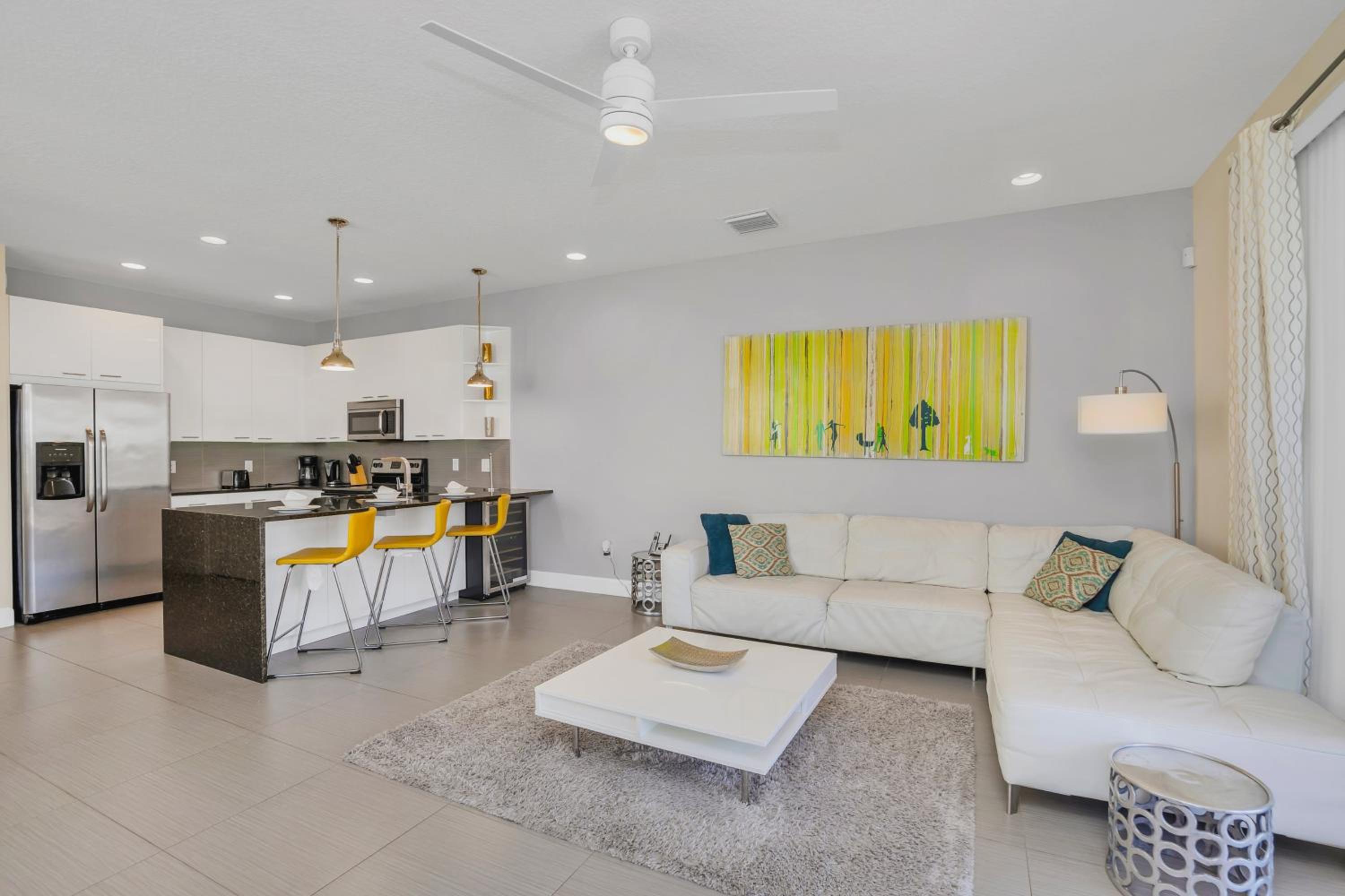 Serenity - 3 Bed 3 Baths TOWNHOME