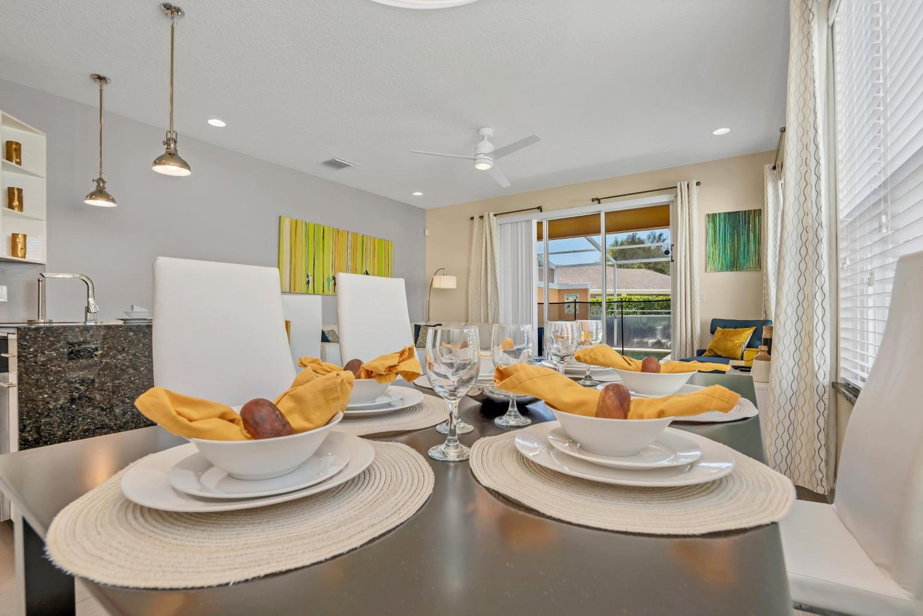 Serenity - 3 Bed 3 Baths TOWNHOME