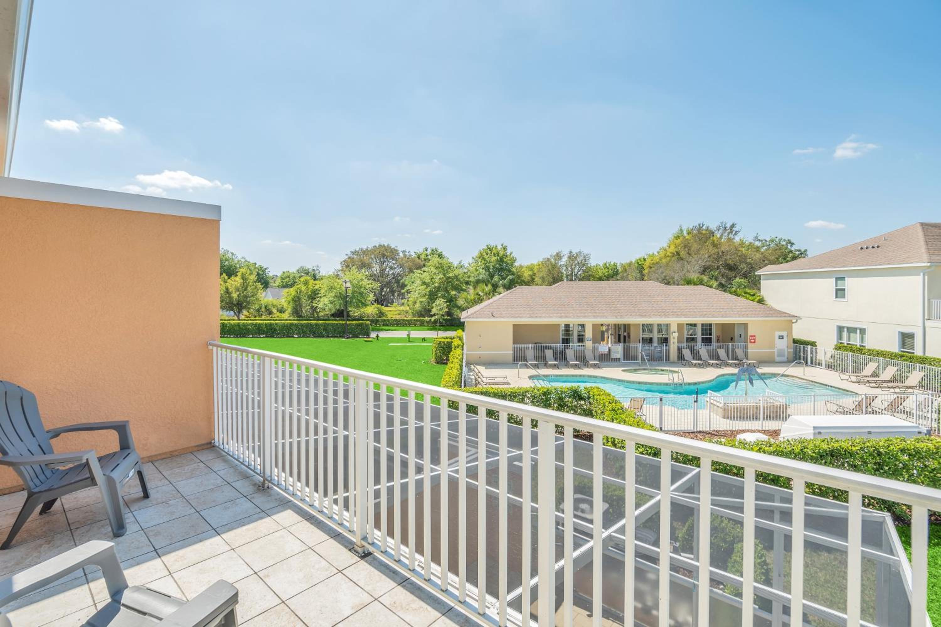 Serenity - 3 Bed 3 Baths TOWNHOME