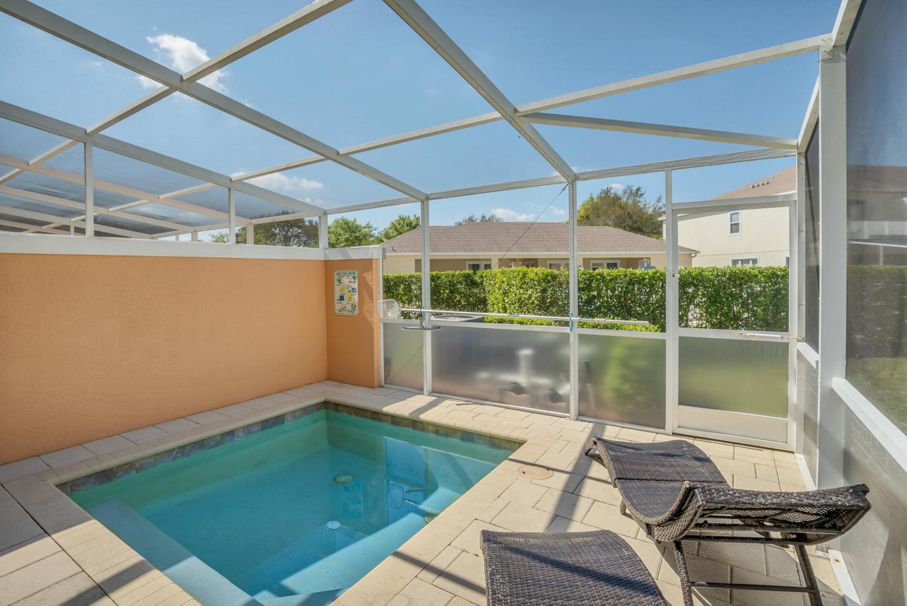 Serenity - 3 Bed 3 Baths TOWNHOME