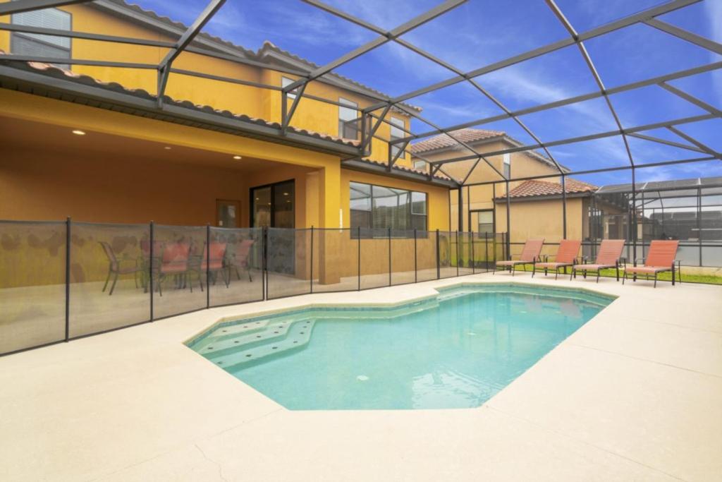 Providence - 4 Bed 4 Baths VILLA