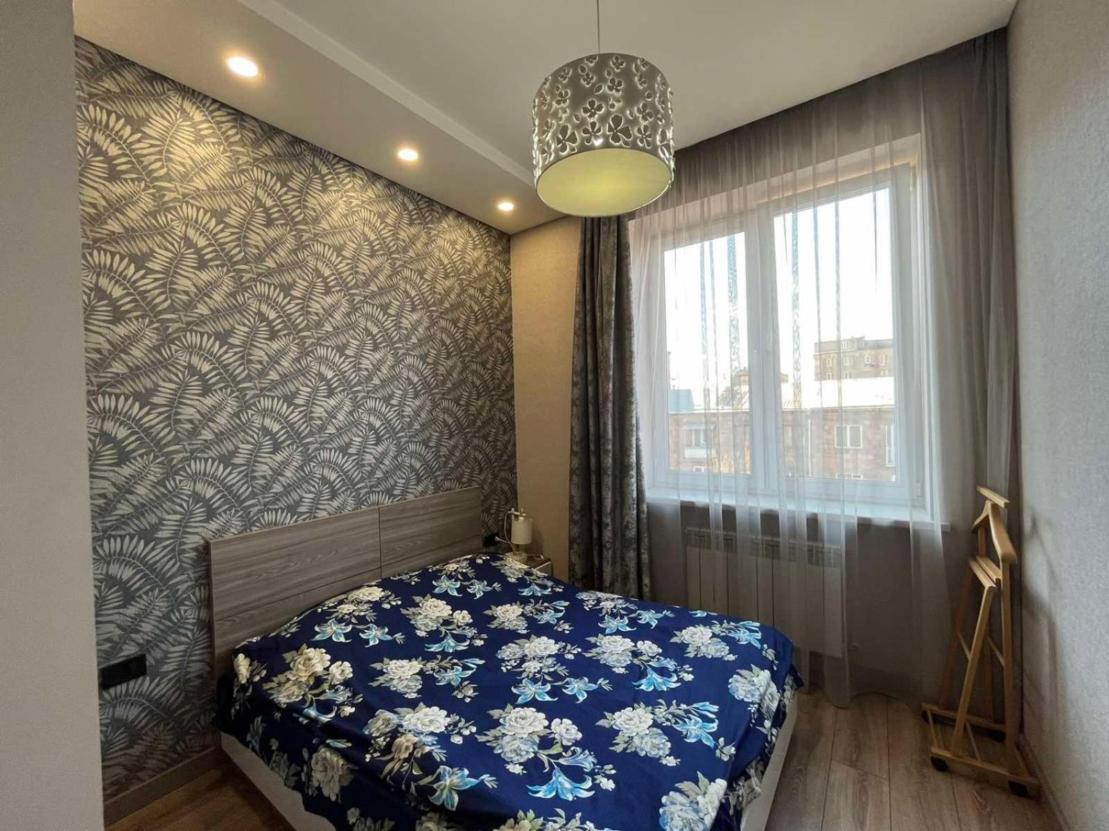 Modern Apartament in Vaxarshyan Str.