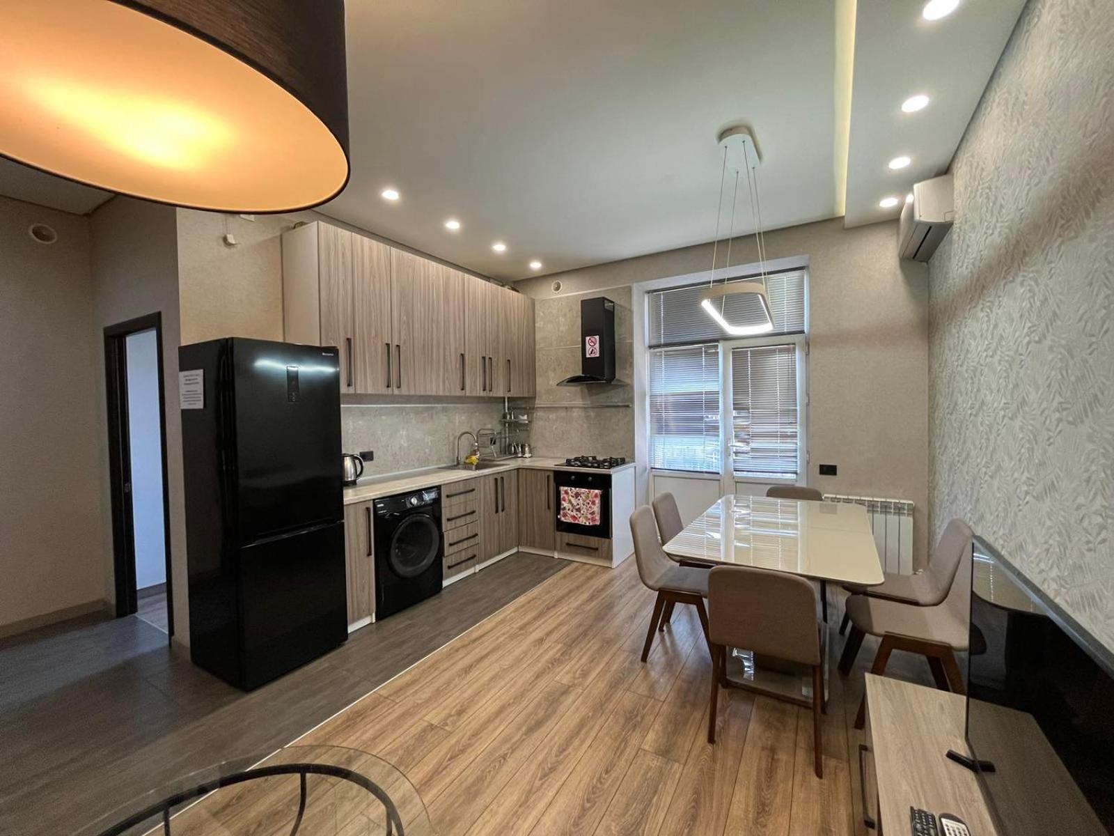 Modern Apartament in Vaxarshyan Str.