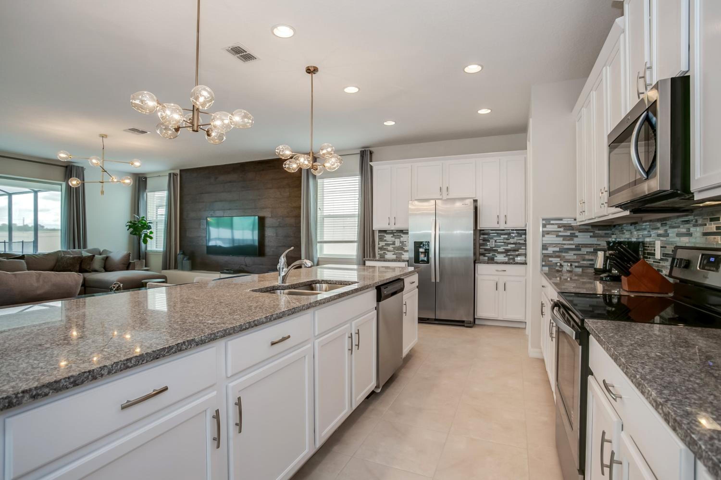 Solara Resort - 9 Bed 7 Baths VILLA