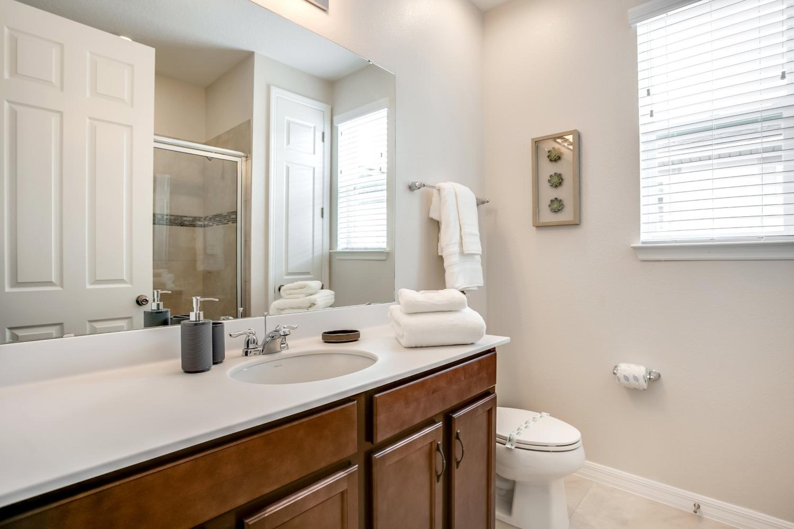 Solara Resort - 9 Bed 7 Baths VILLA