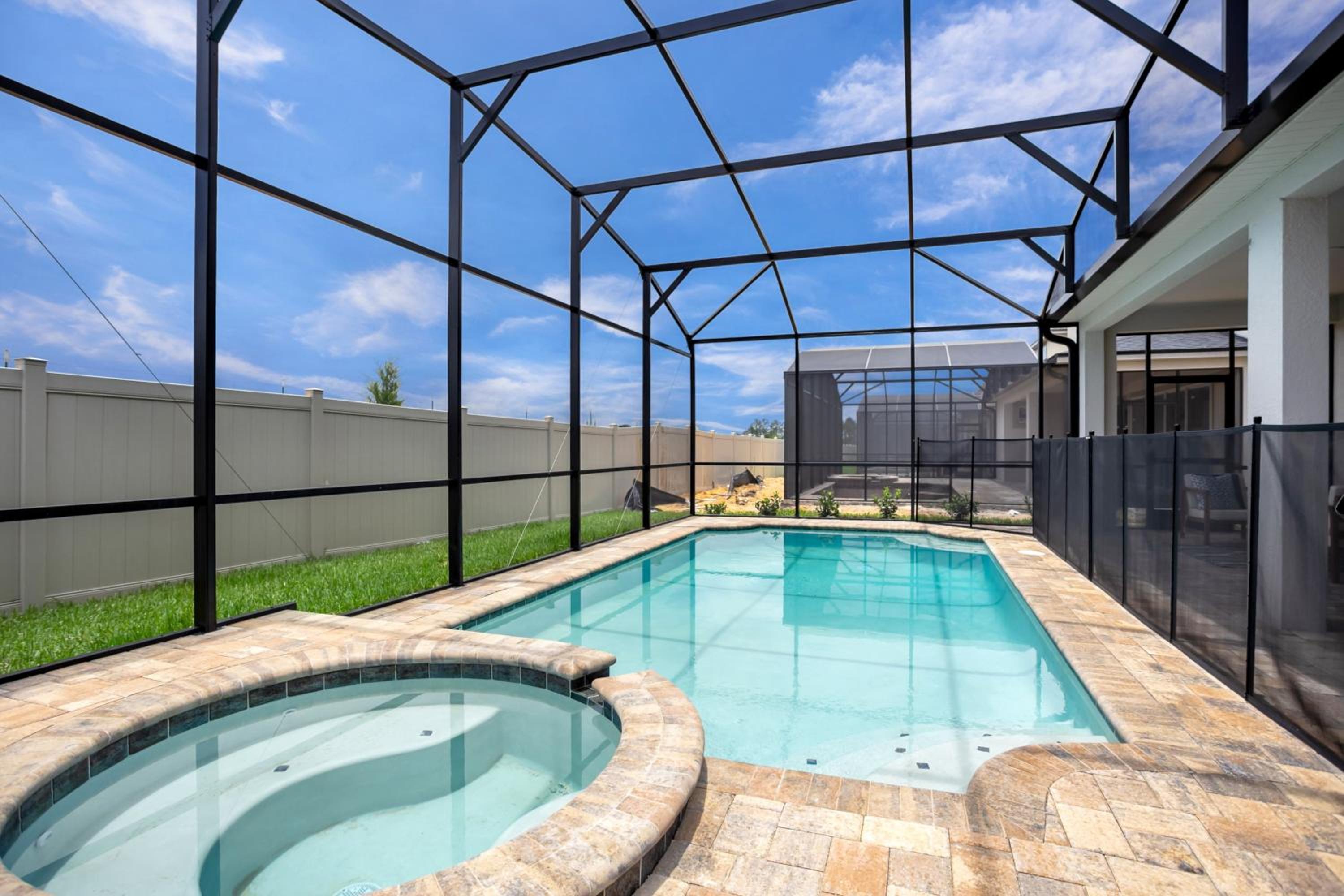 Solara Resort - 9 Bed 7 Baths VILLA