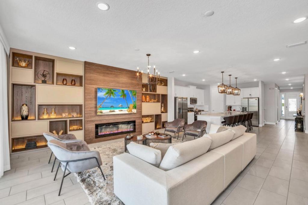 The Encore Club Resort - 10 Bed 8 Baths VILLA view 3