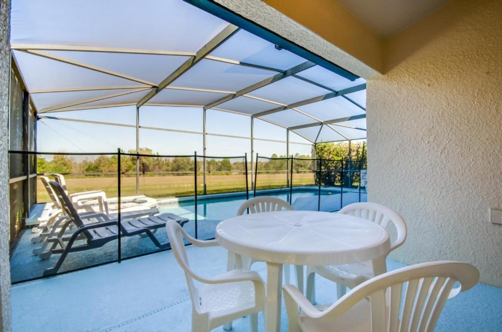 Emerald Island Resort - 4 Bed 3 Baths VILLA