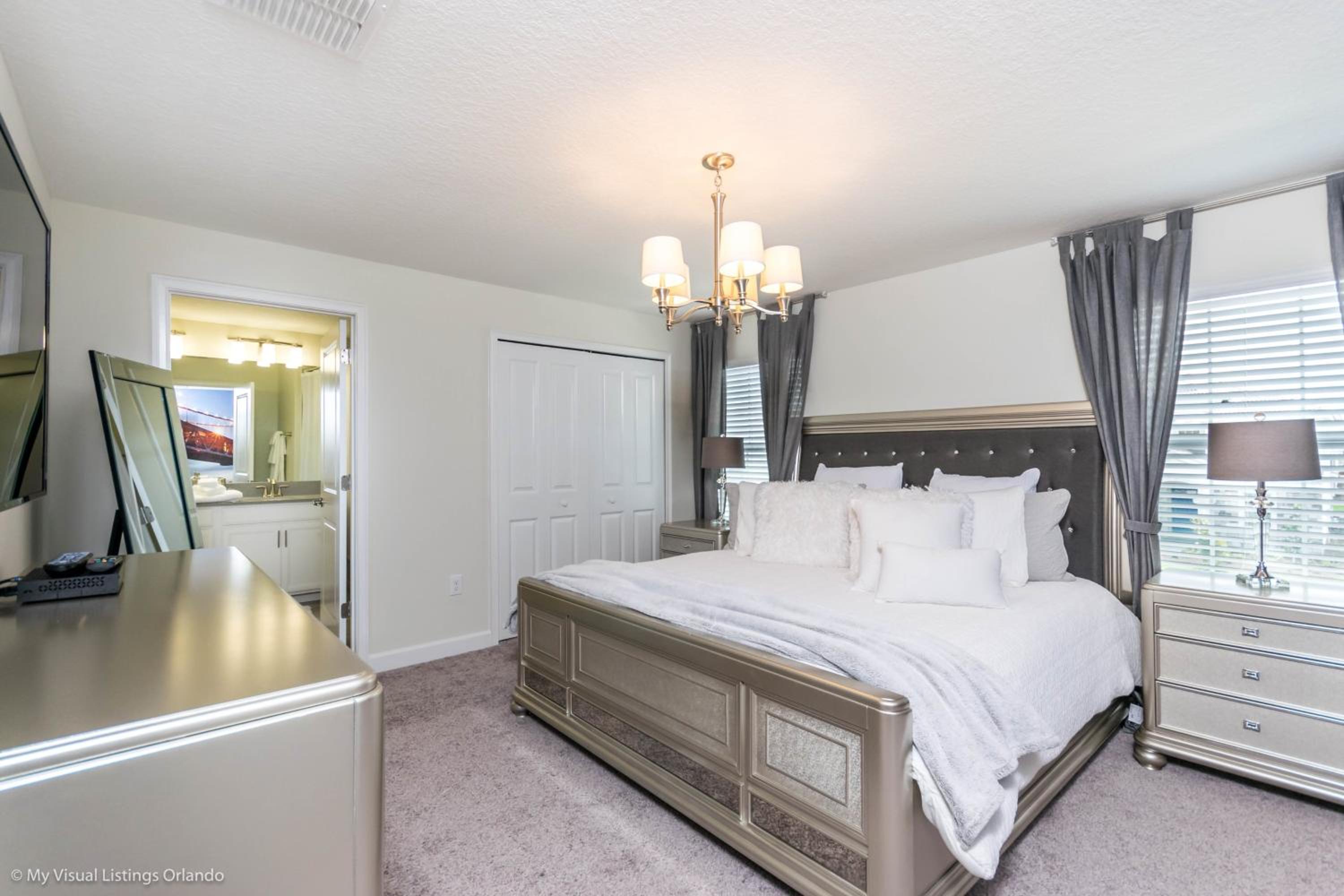 Champions Gate Resort - 4 Bed 3 Baths TOWNHOME view 3