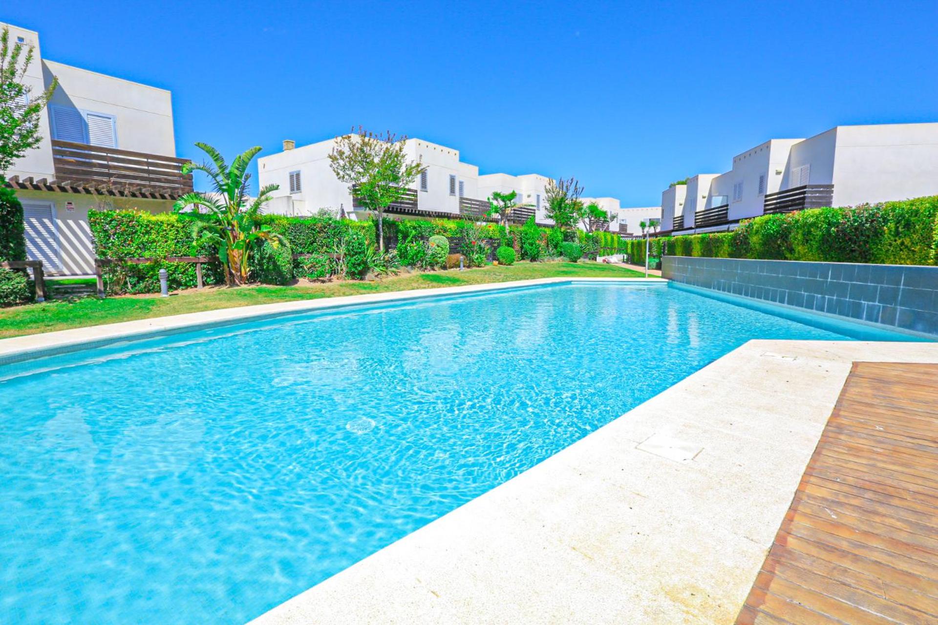 LITORAL COSTA DORADA - LAS PALMERAS Only families view 2