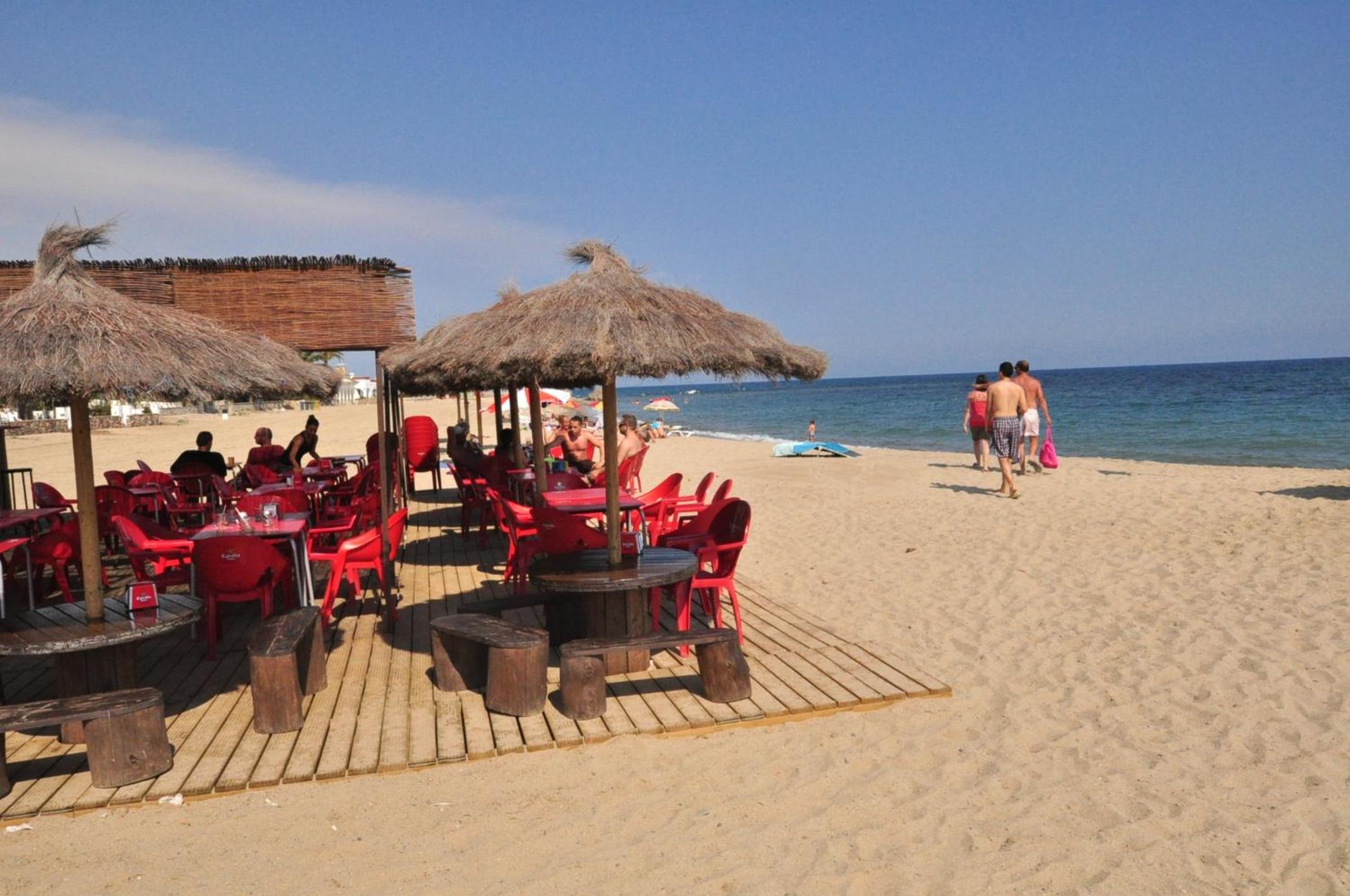 LITORAL COSTA DORADA - LAS PALMERAS Only families view 4