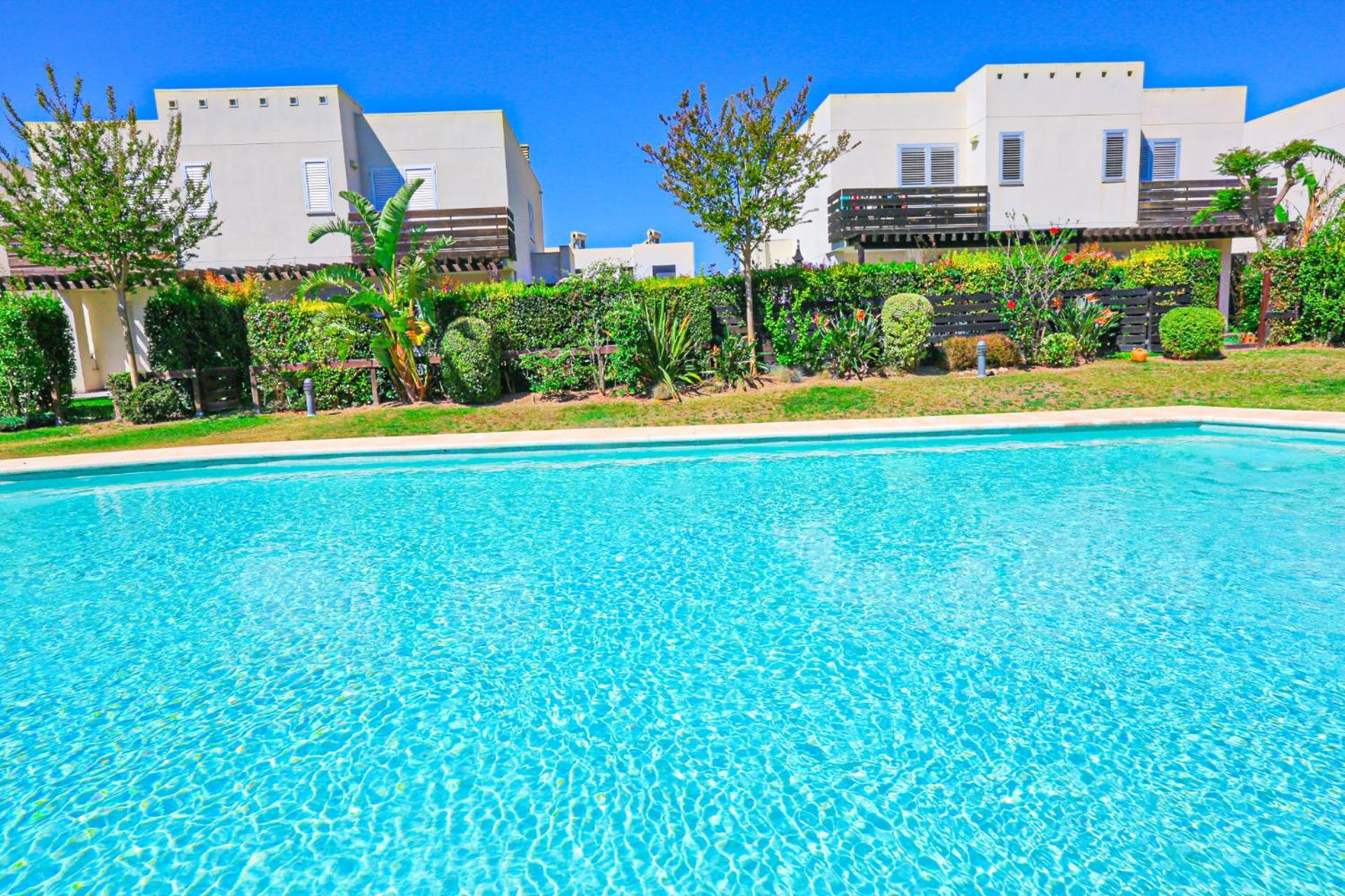 LITORAL COSTA DORADA - LAS PALMERAS Only families view 3