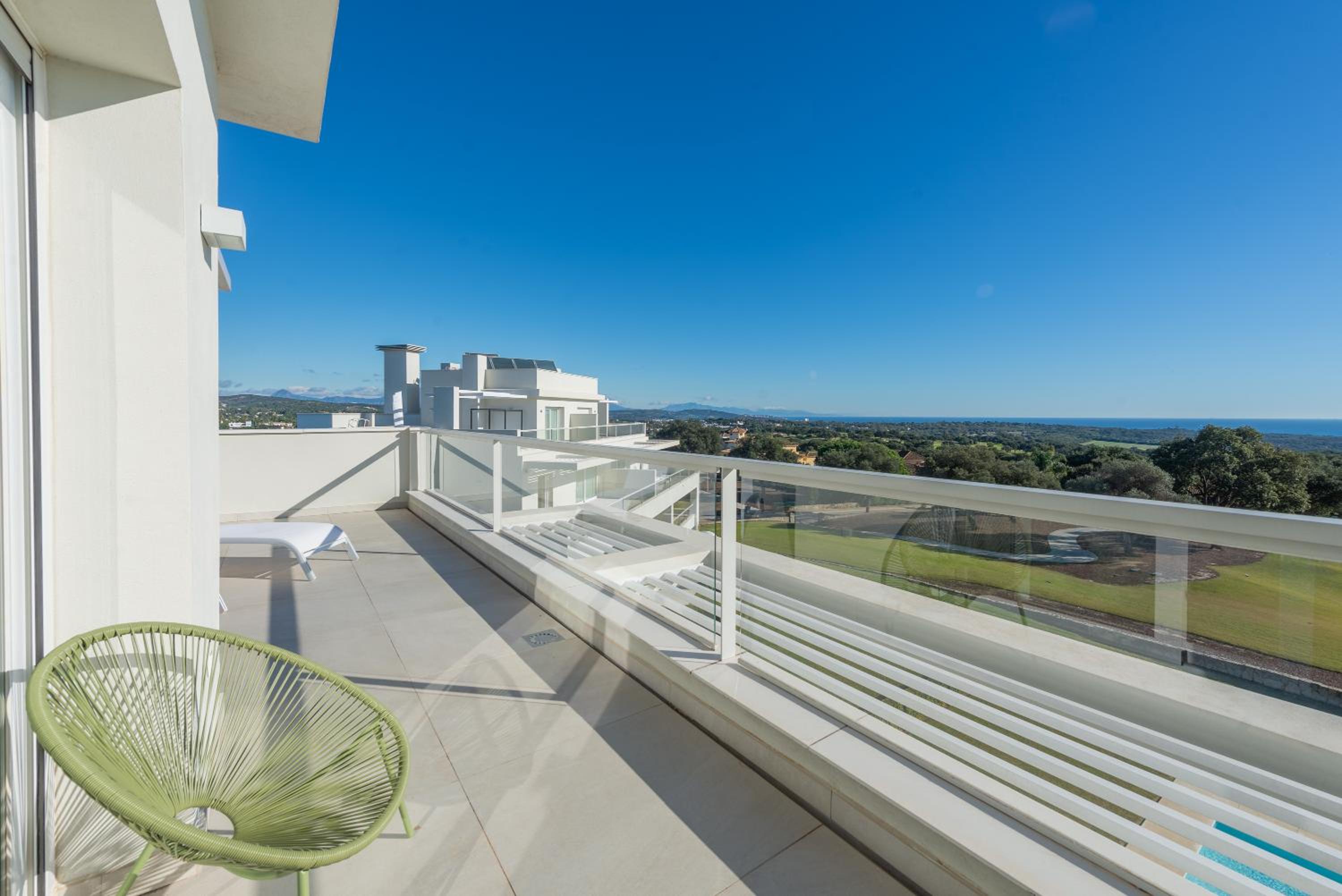Paradise Penthouse San Roque
