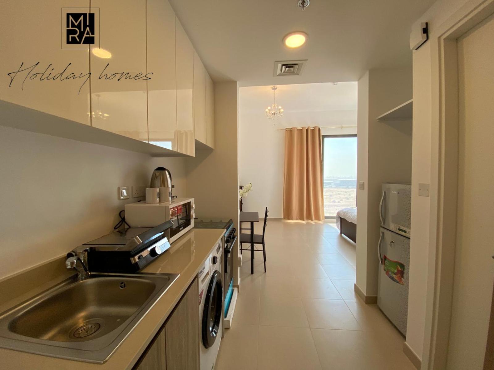 Mira Holiday Homes - Serviced Studio in Una Apartment