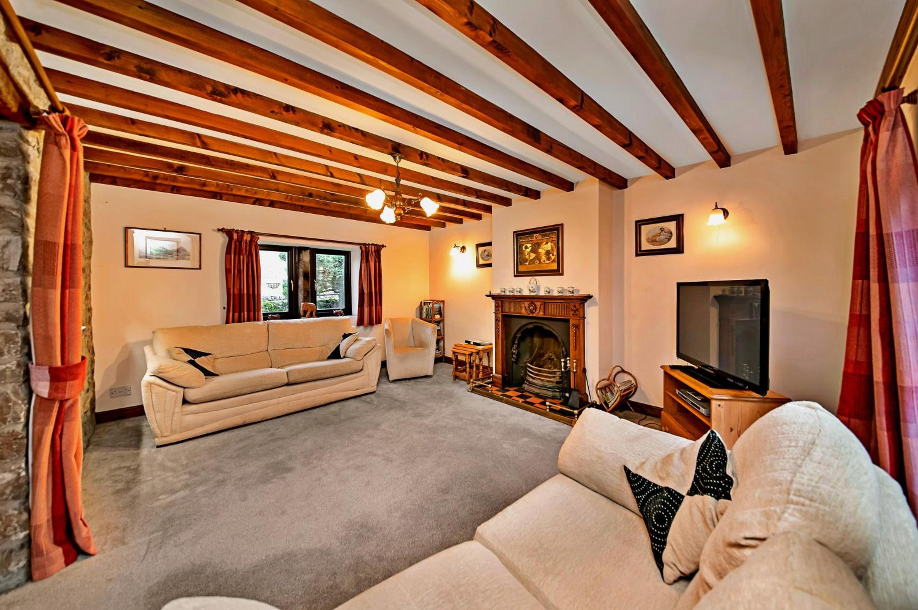 Finest Retreats - The Shires at Alstonefield view 3