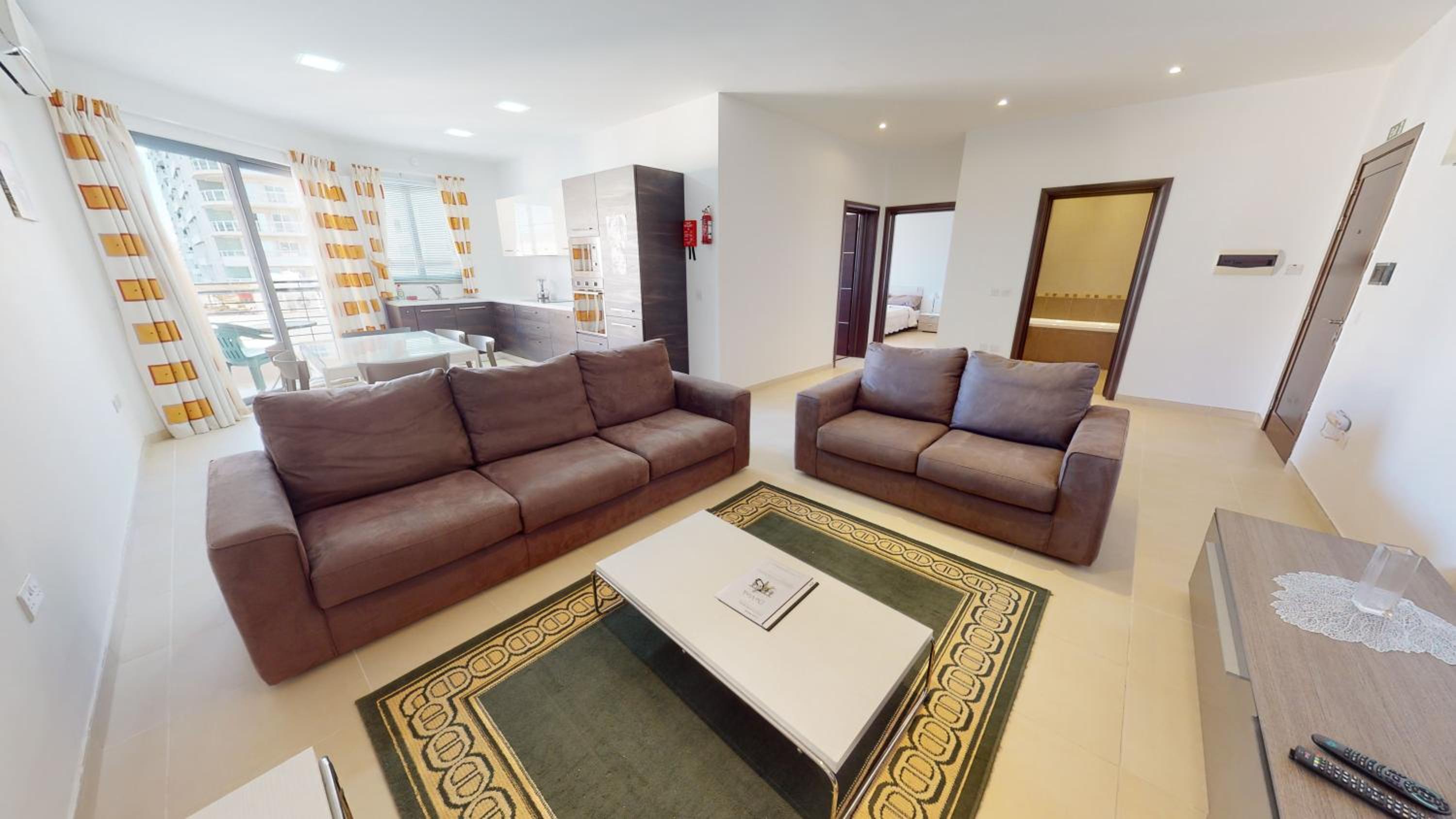 Spacious 2 bedroom apartment in Sliema view 2