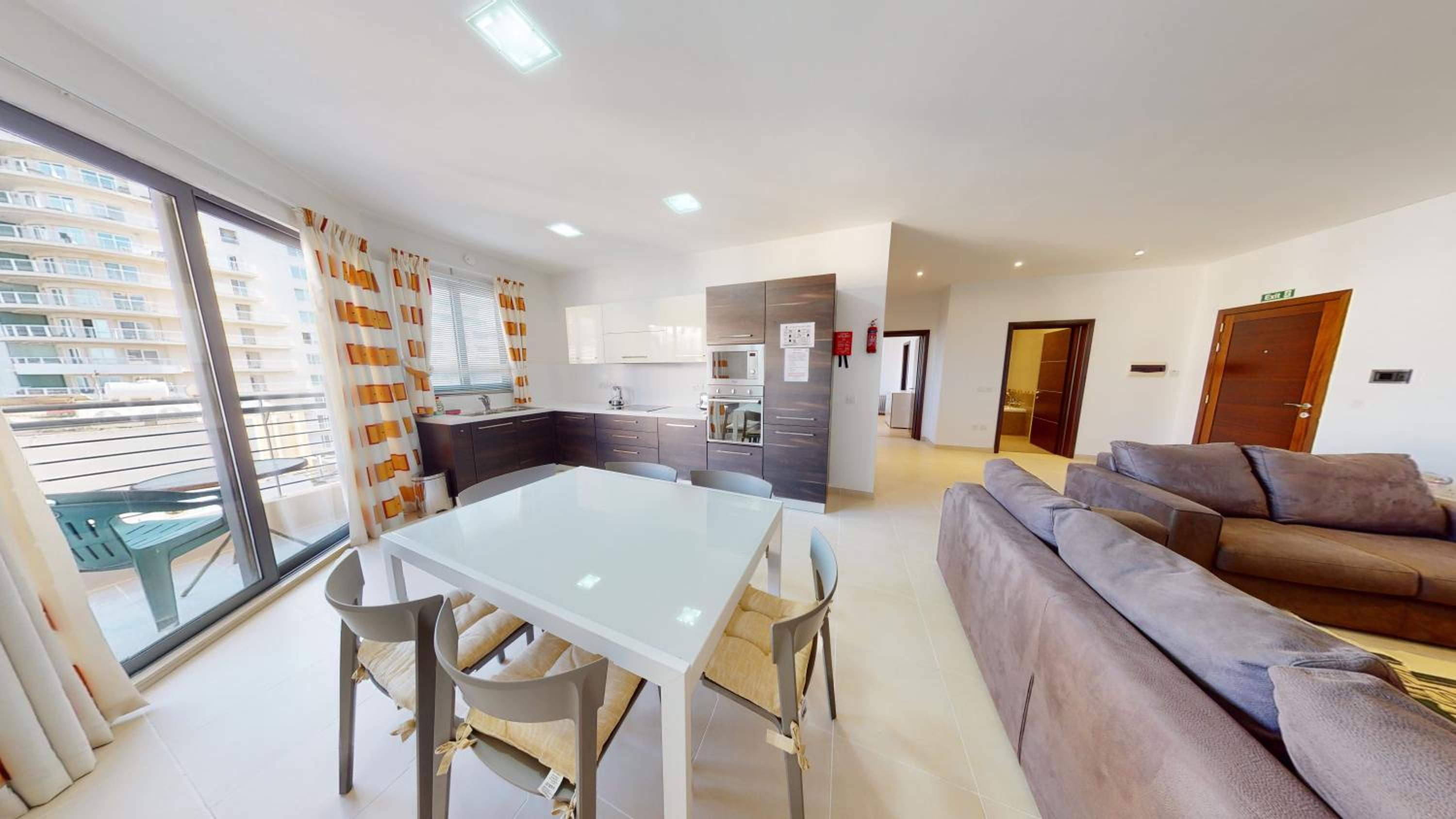 Spacious 2 bedroom apartment in Sliema view 4