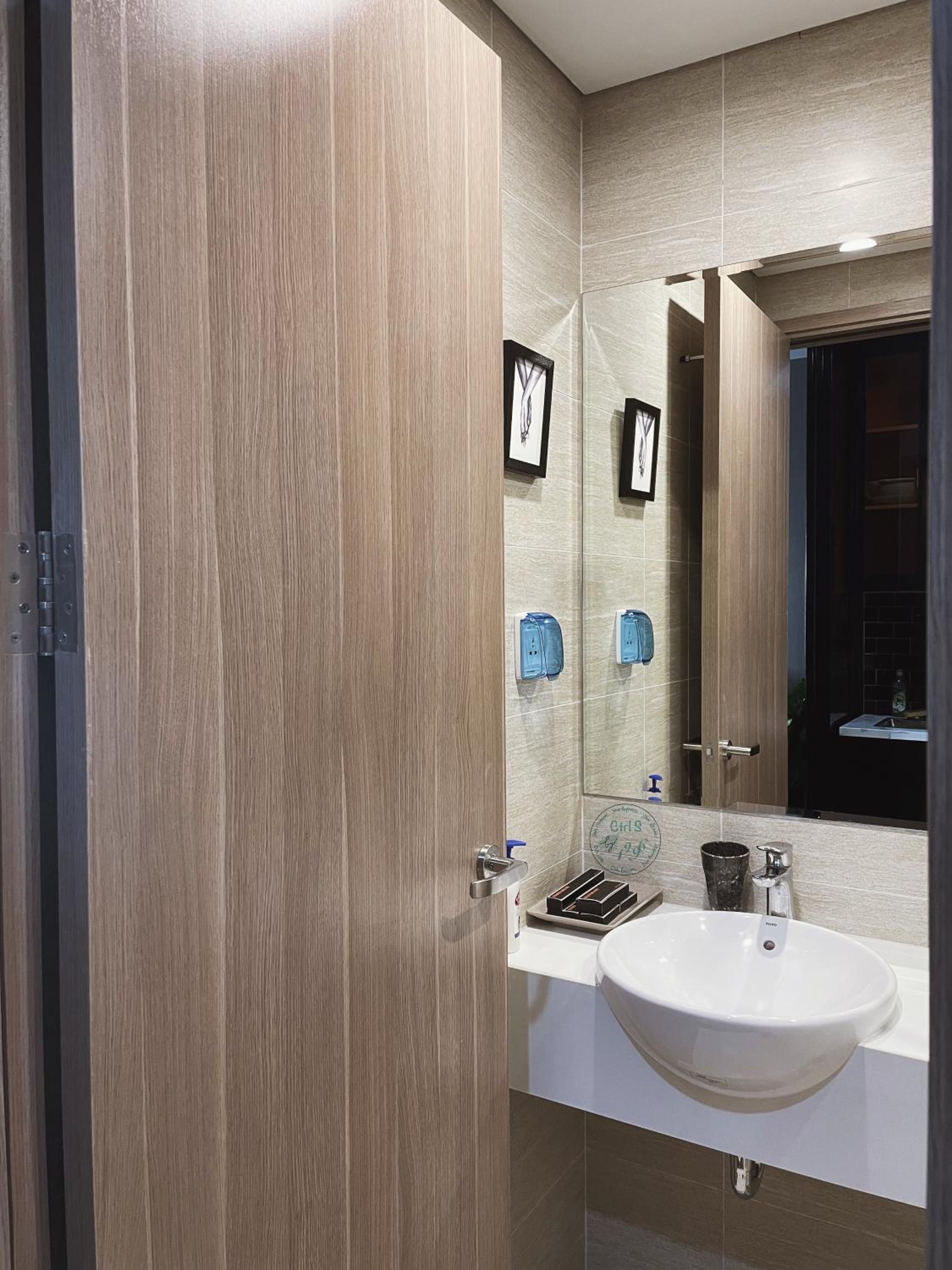 Vinhomes Ocean Park - Ctrl S by 1996 - The Luxe with bathtub - The Light with bathtub and projector - The Vintage with high floor - The Indochine with open