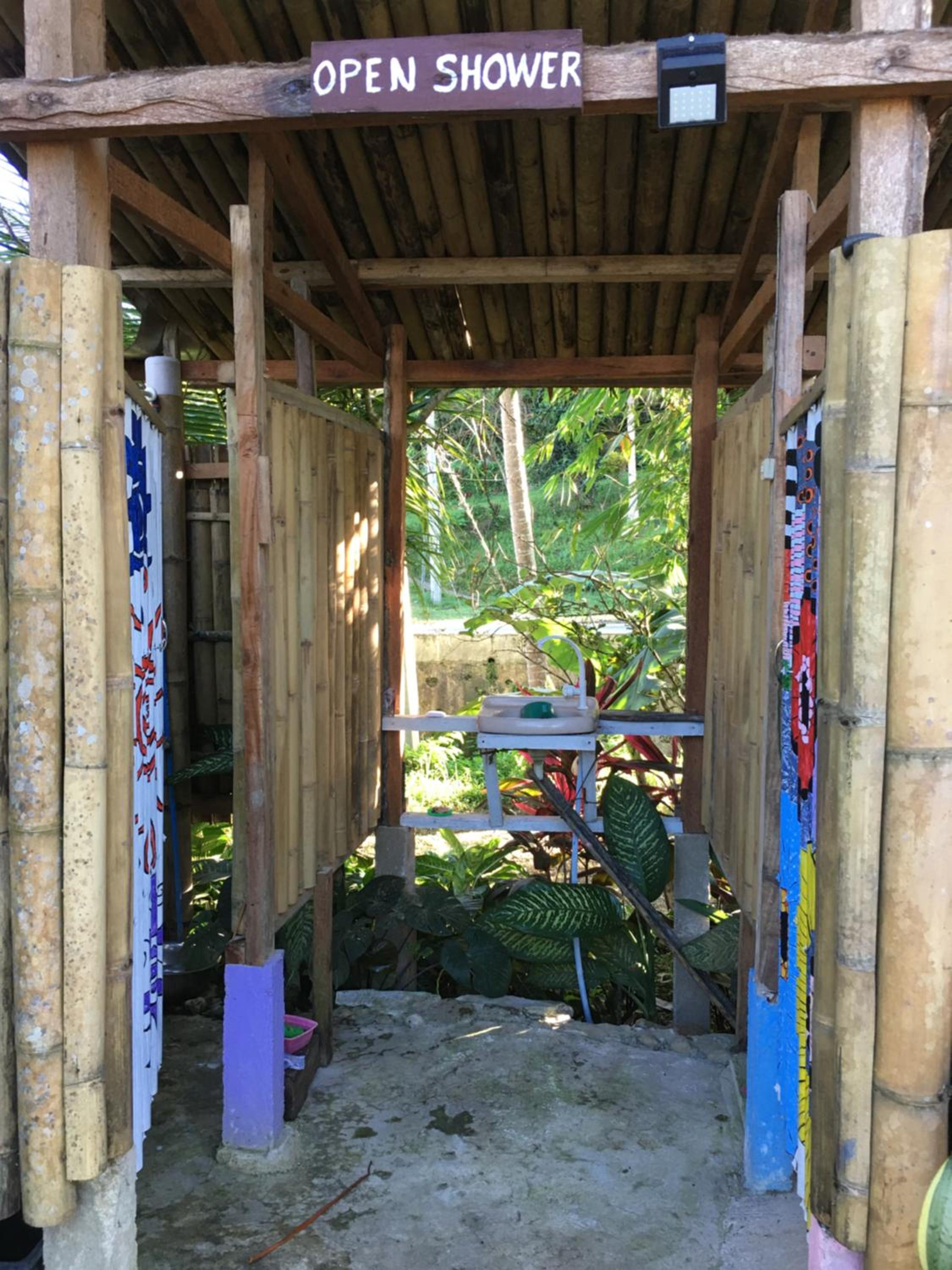Bohol Hammock Hostel