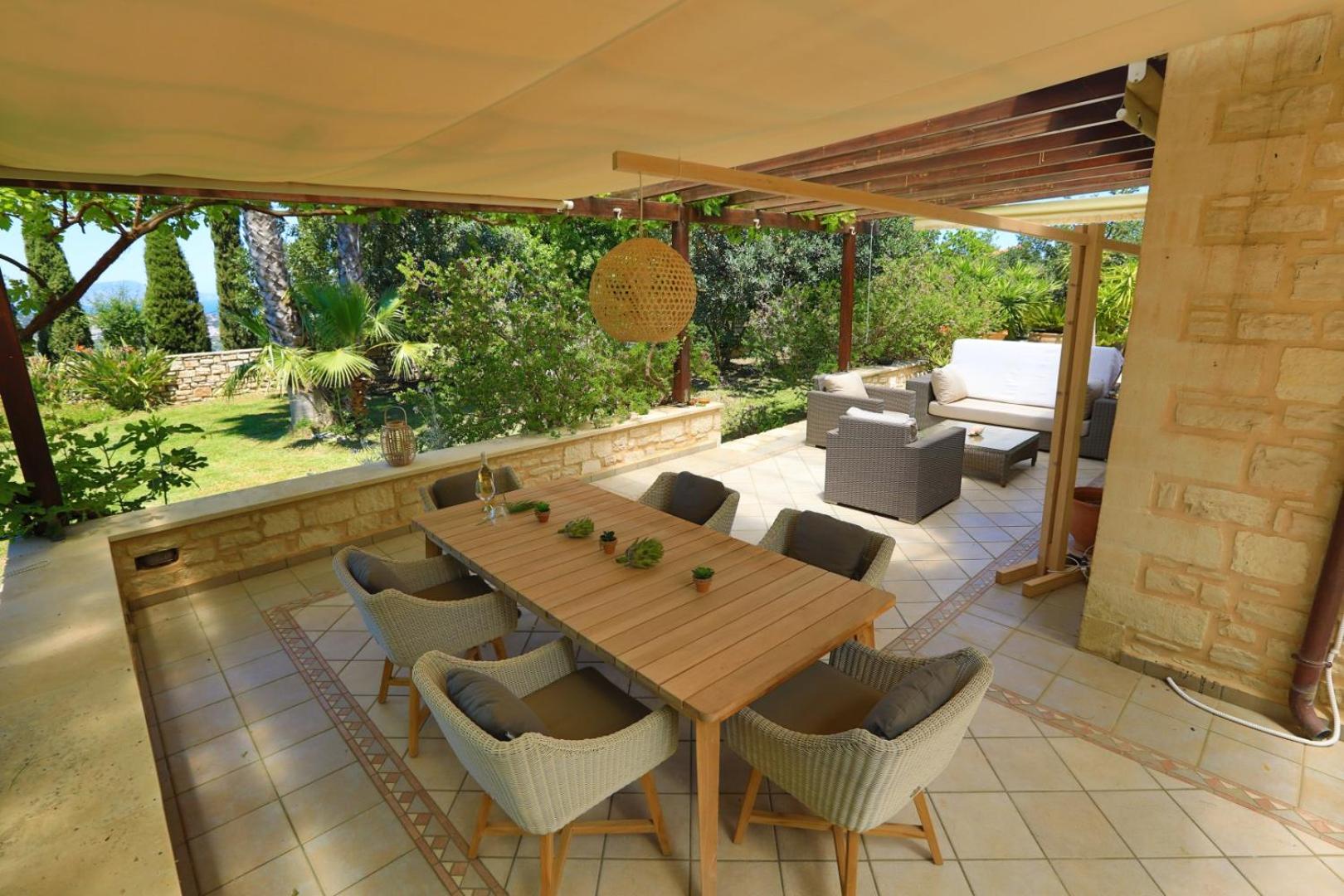 Villa Harmony, Steinvilla view 5