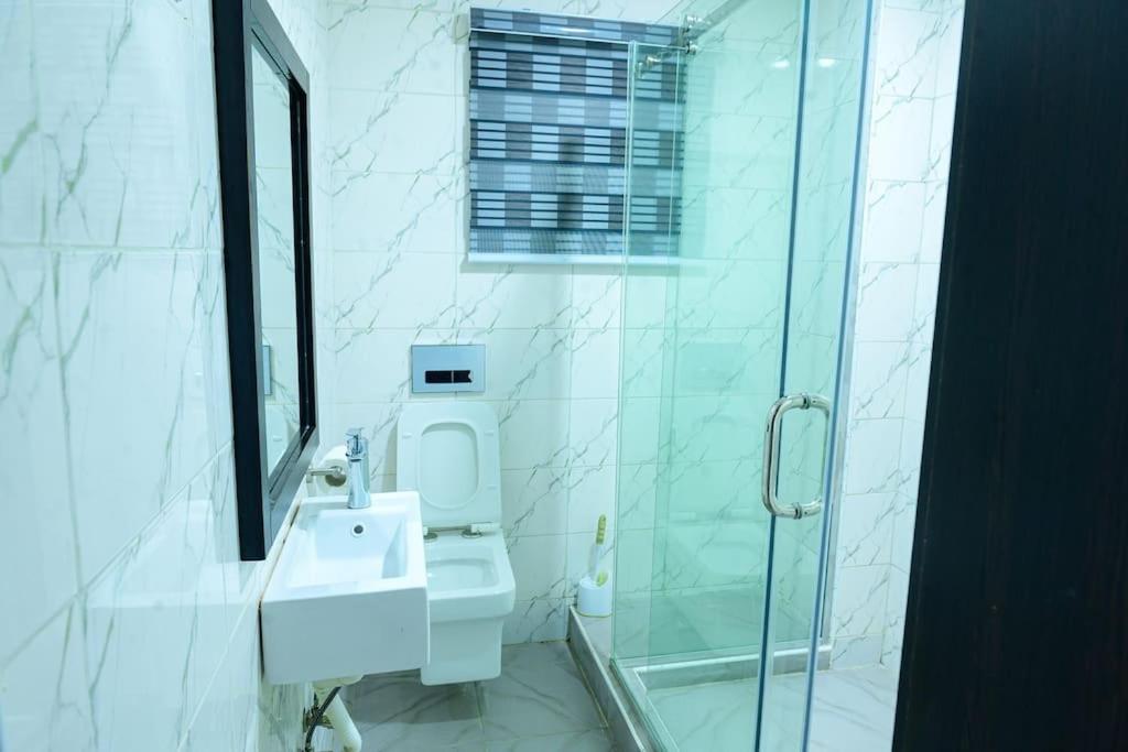 Cc & Cg Homes Luxury 4-Beds Apart Abuja-24Hrs view 5