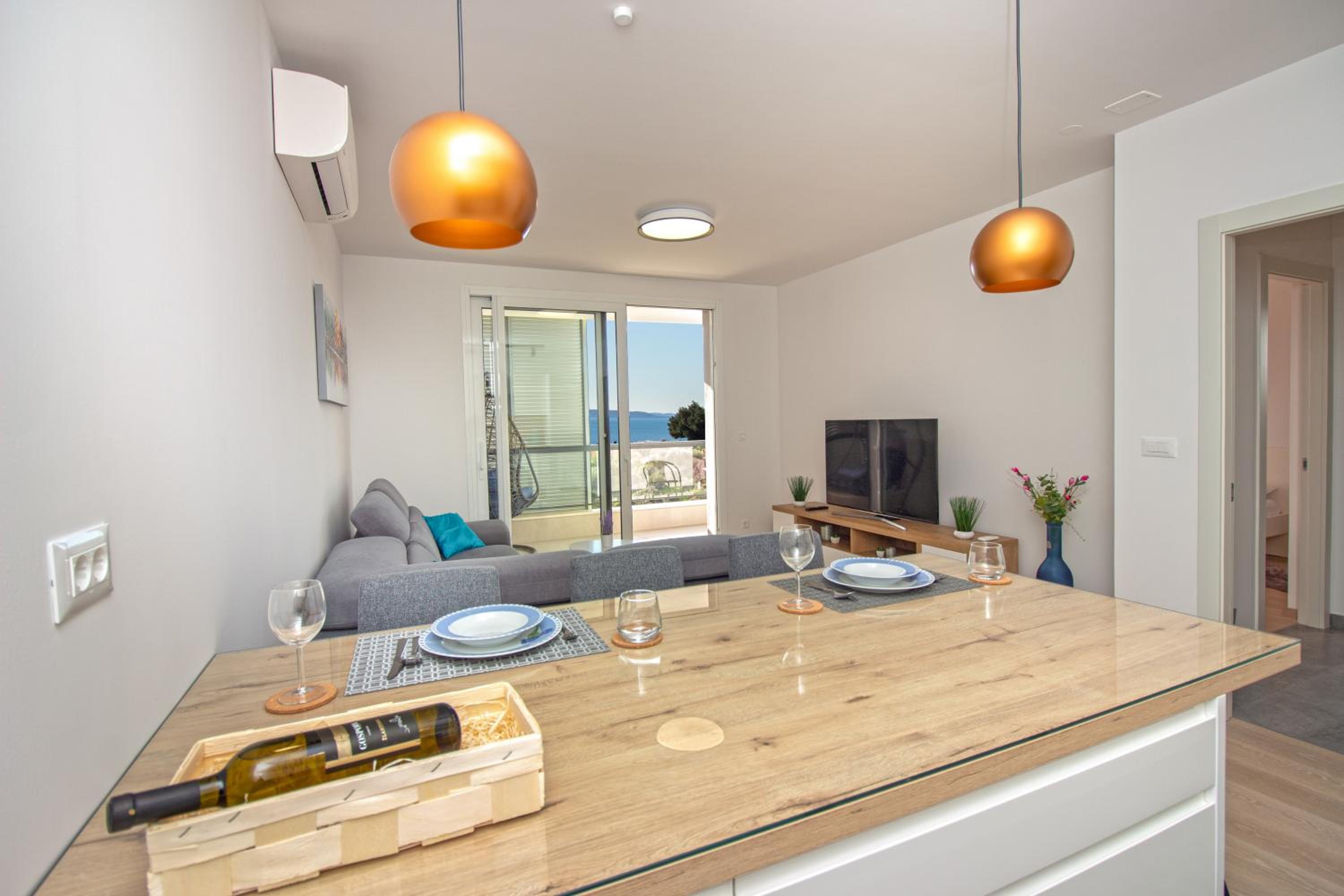 Sky Di Mare - Free private Garage view 3
