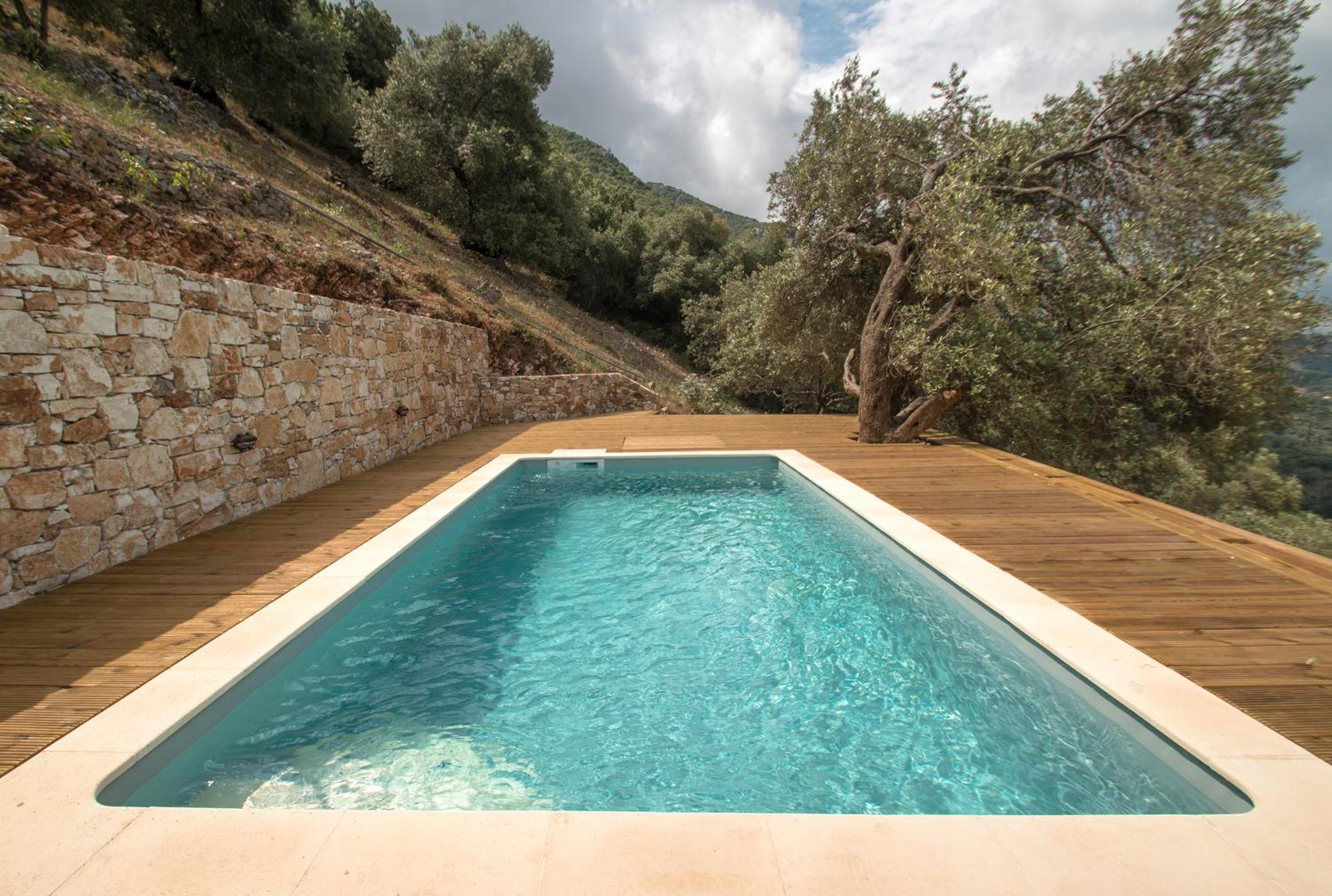 Castelli Cottage
