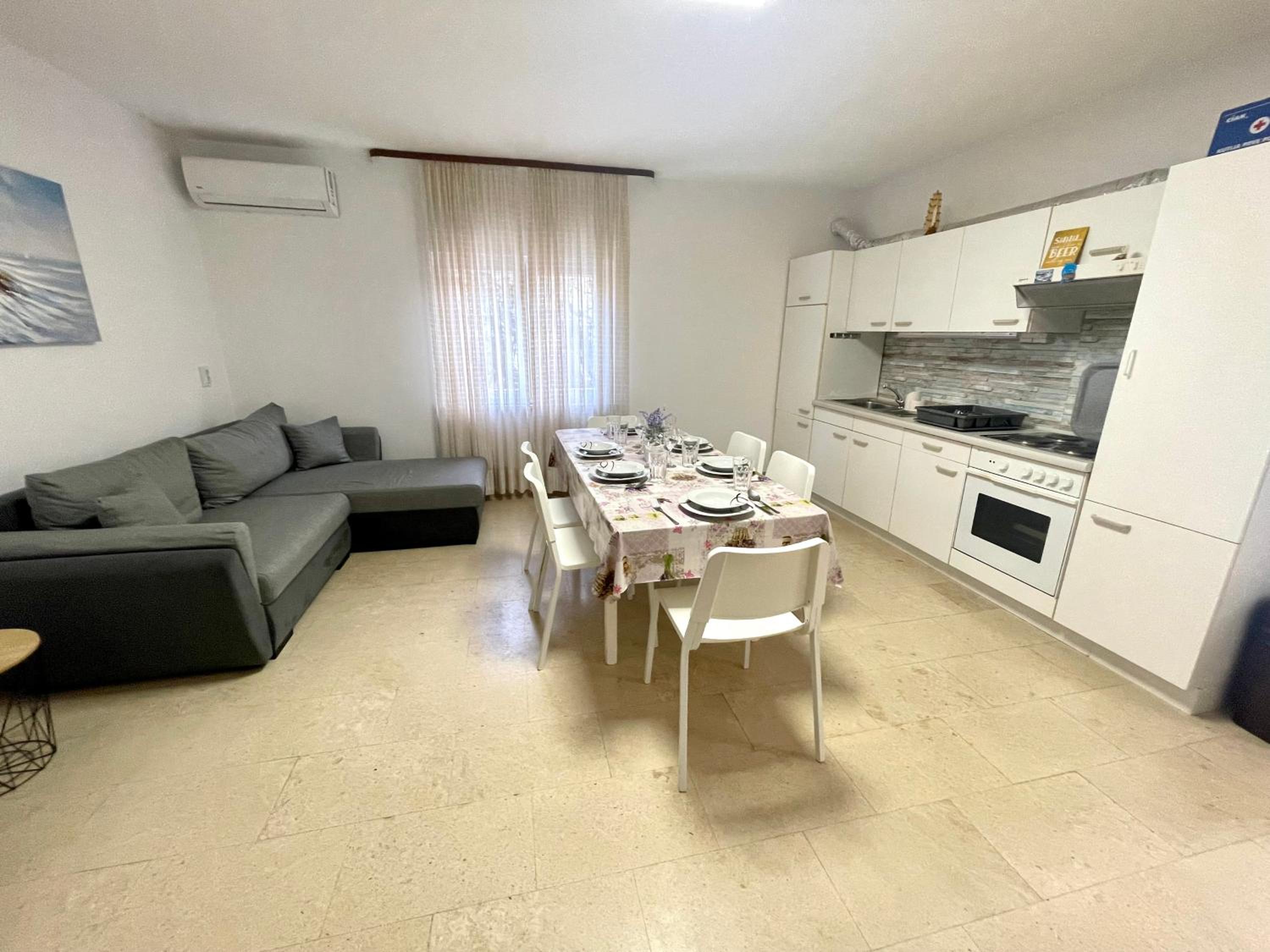 Apartments Ivana & Ante view 2