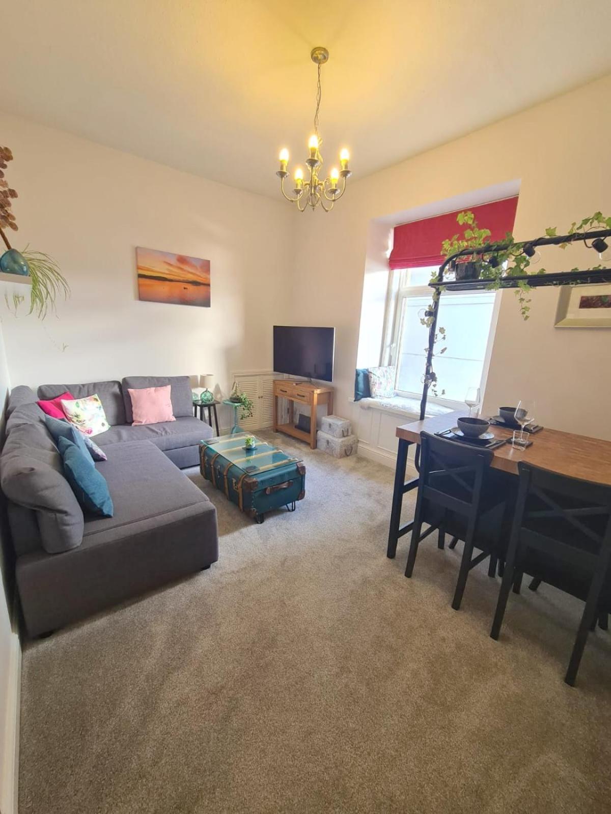 The Editor's Choice, Oban seafront apartment view 2