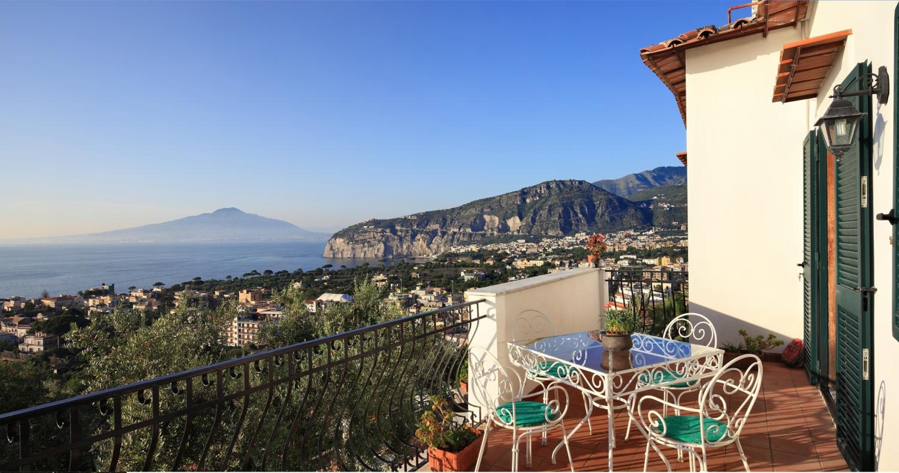 M Suites Sorrento view 4