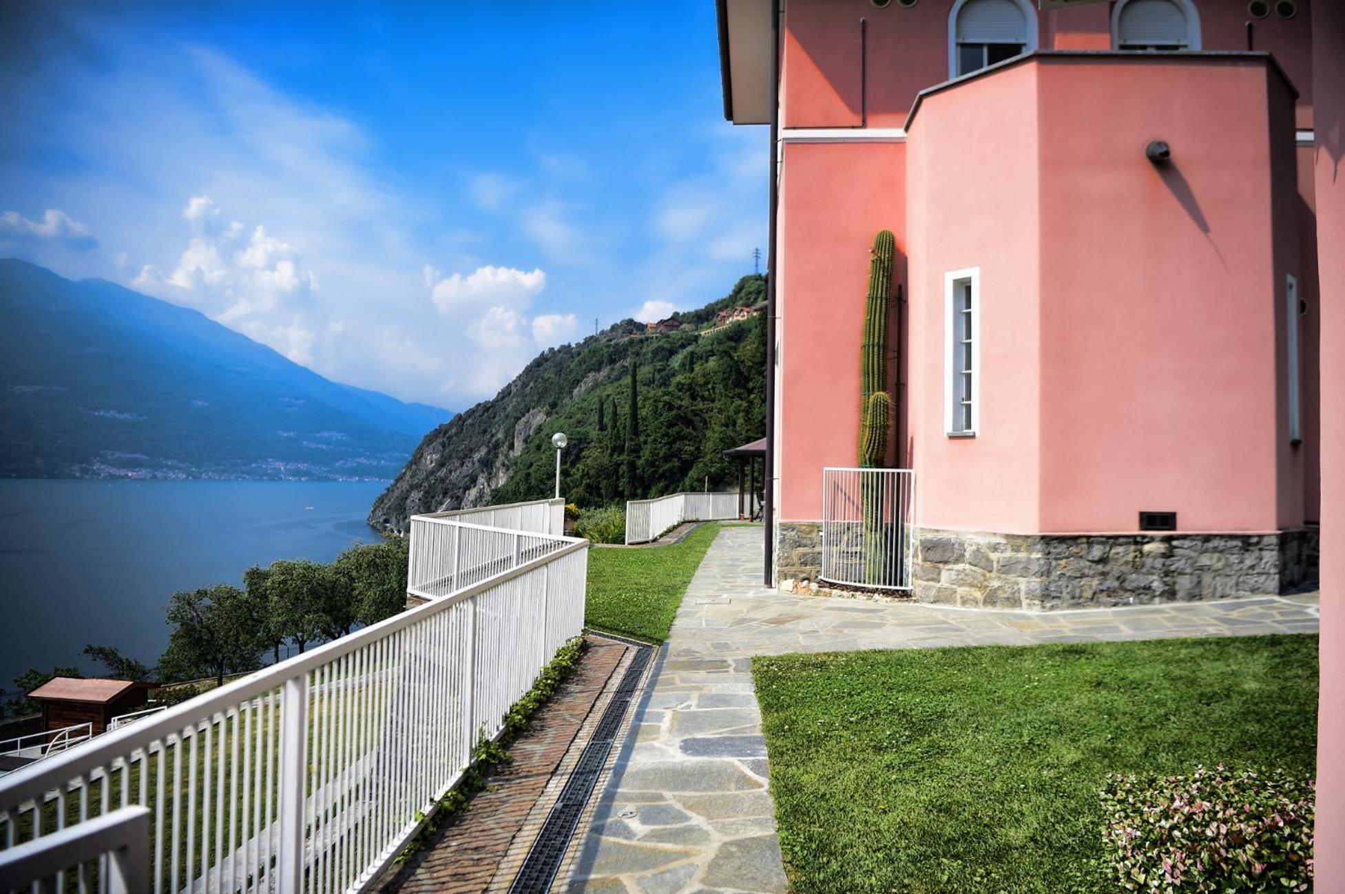 Villa Perledina by Wonderful Italy en Perledo
