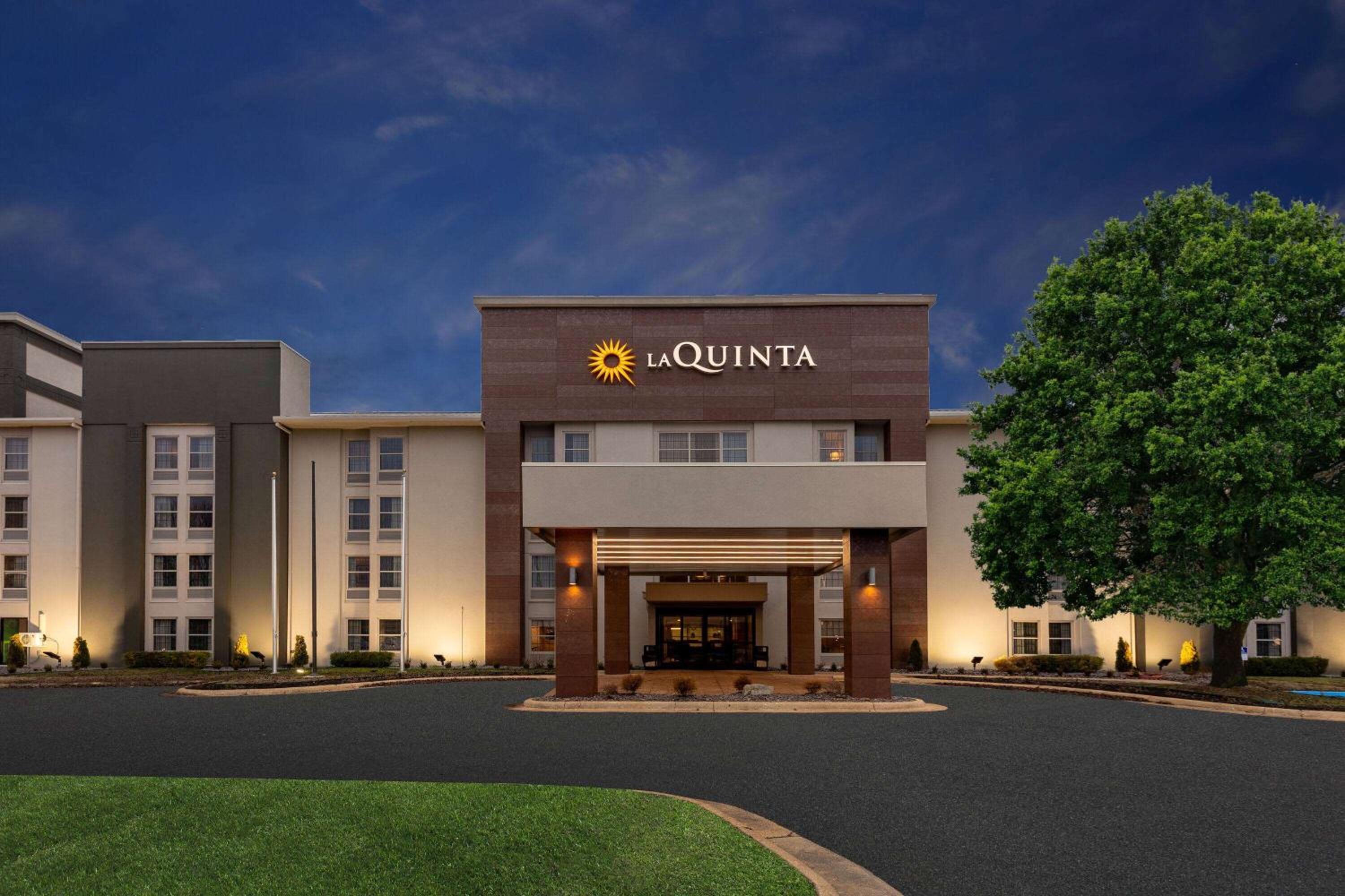 Hotel La Quinta by Wyndham Jonesboro - Image 1