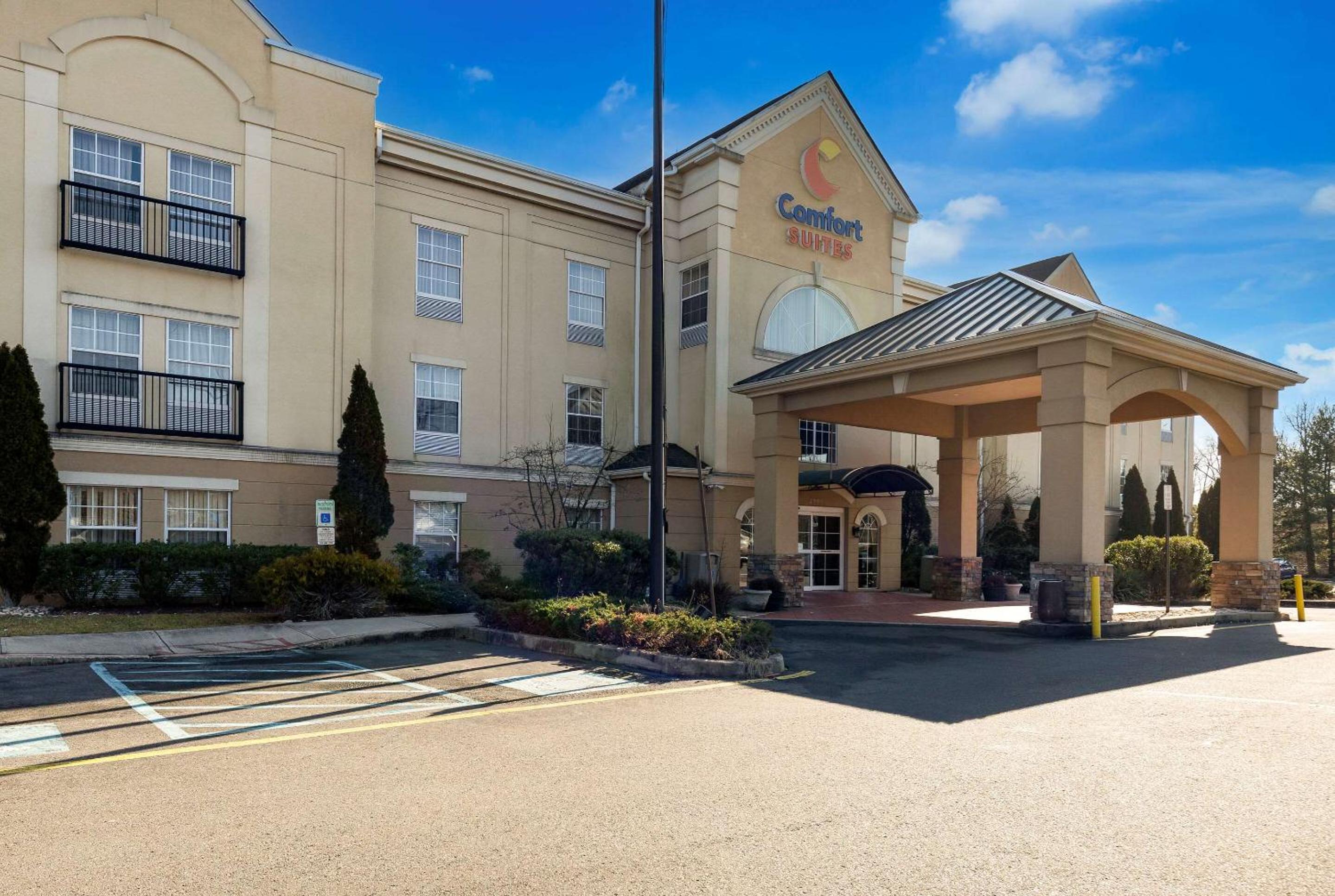 Comfort Suites Near University, Foto 49