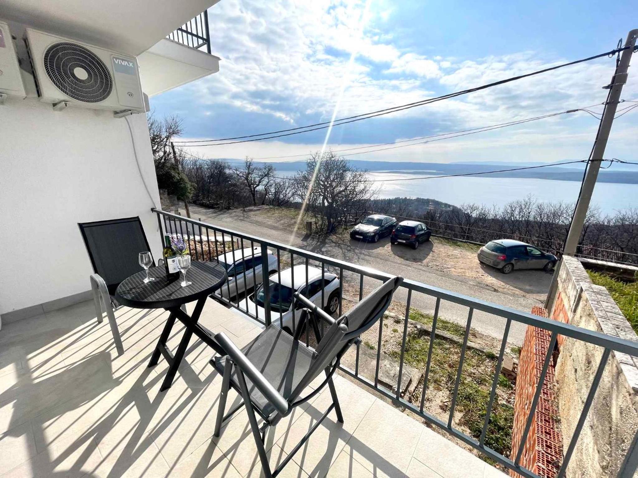 Apartments in Dramalj 42940 view 3