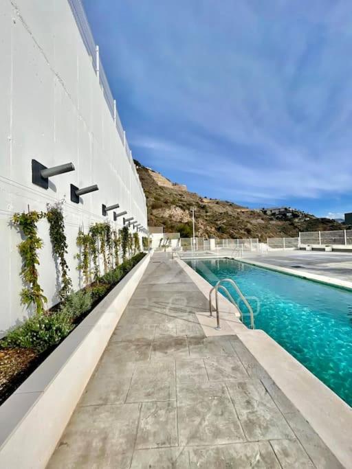 Icon Deluxe Marina Views