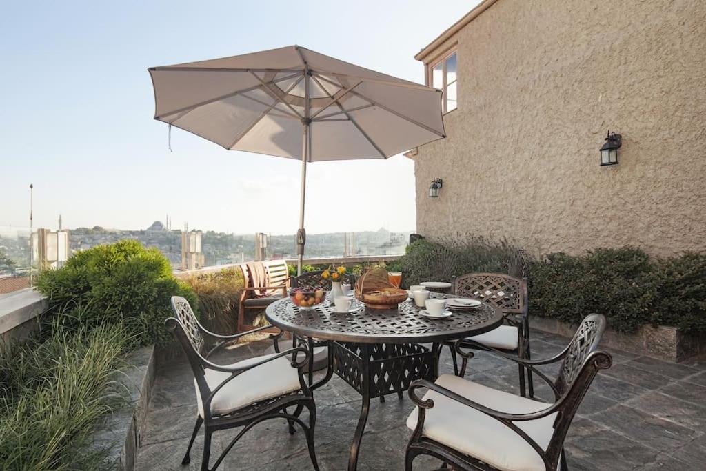 Baylo Suites