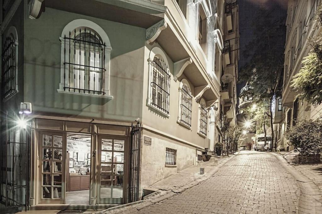 Baylo Suites