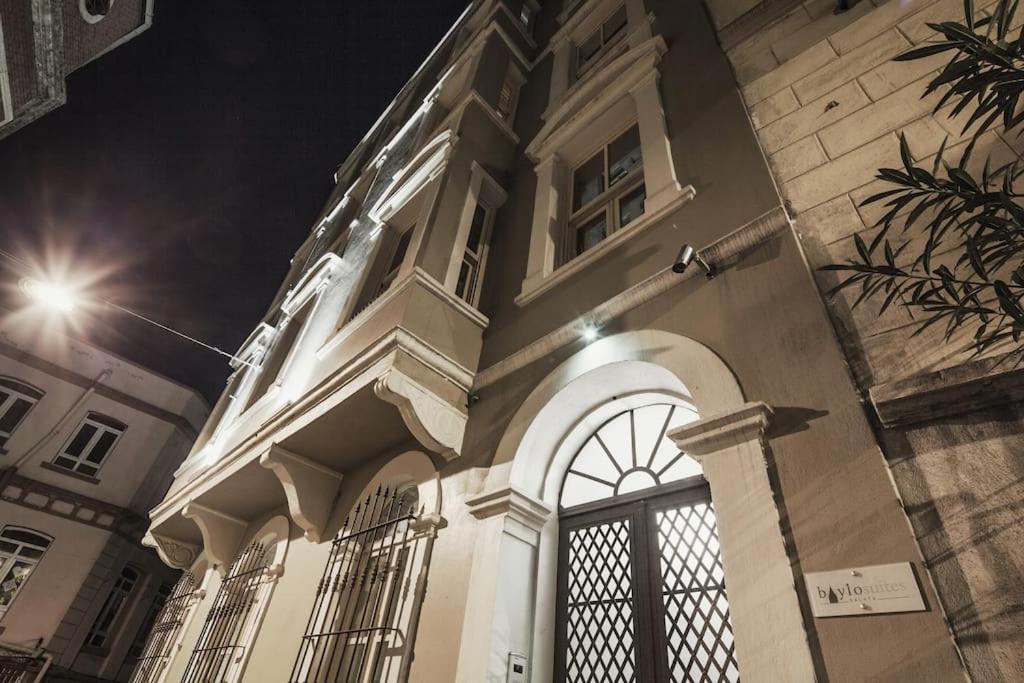 Baylo Suites