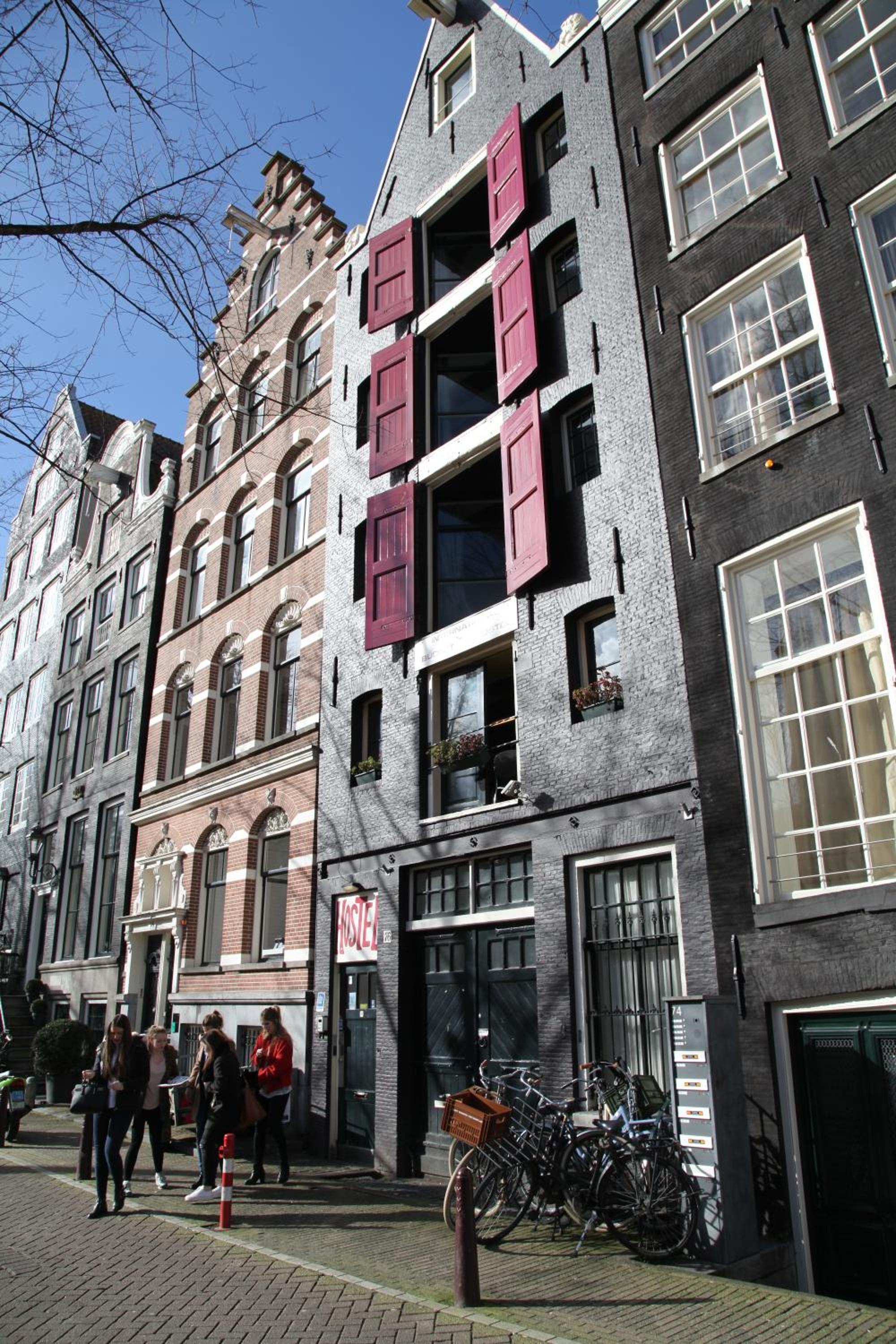 Amsterdam Downtown Hotel Canal View