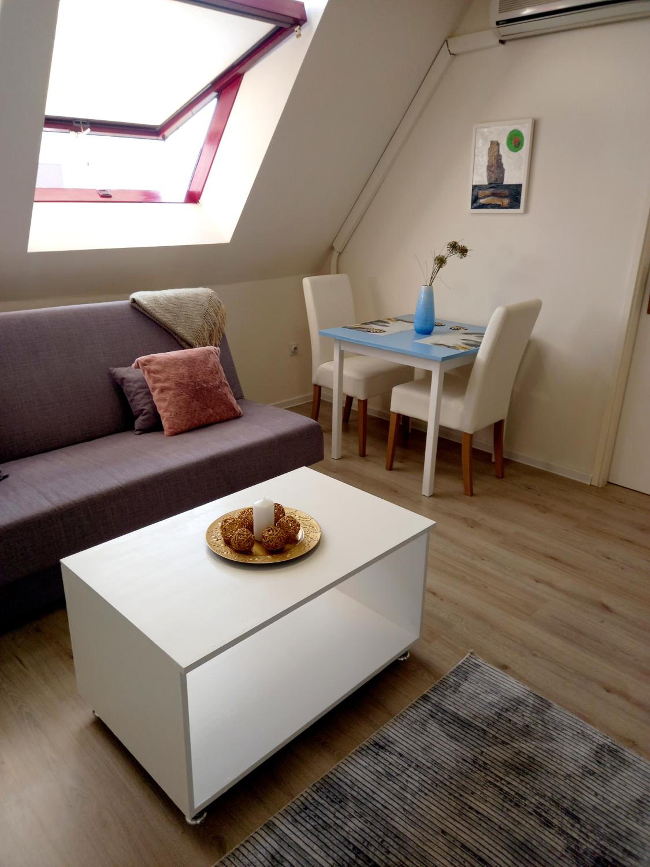 Ena Apartment