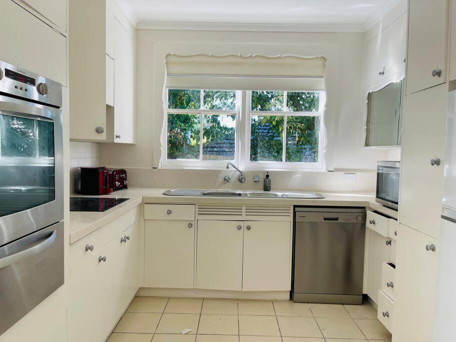 Toorak Executive Residence Corporate Luxury Living