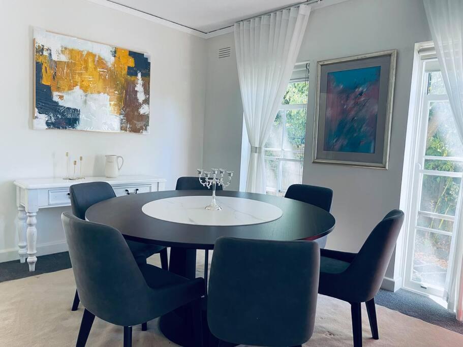 Toorak Executive Residence Corporate Luxury Living