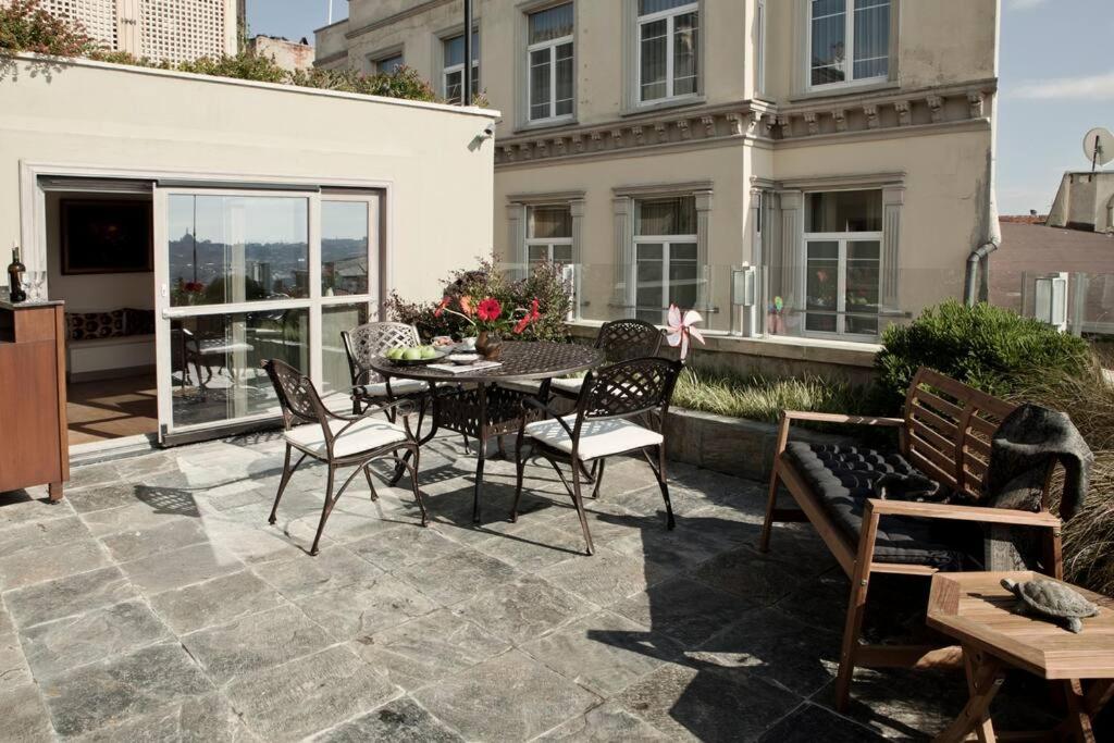 Baylo Suites