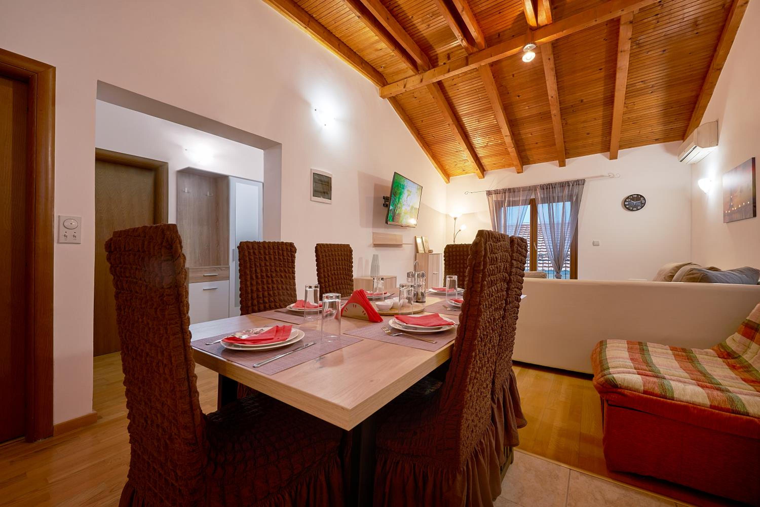 Apartman KATI