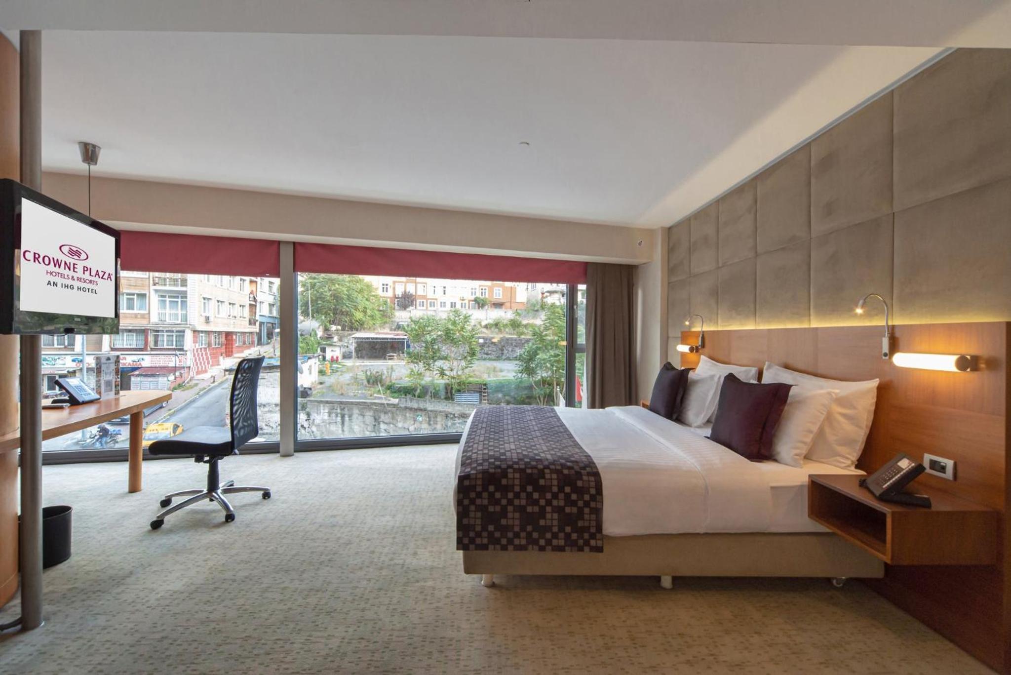 Crowne Plaza Istanbul Harbiye, an IHG Hotel - Image 89