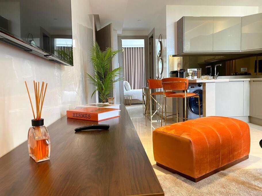 La Corniche- Fab Design Ocean - By AppartAli view 4