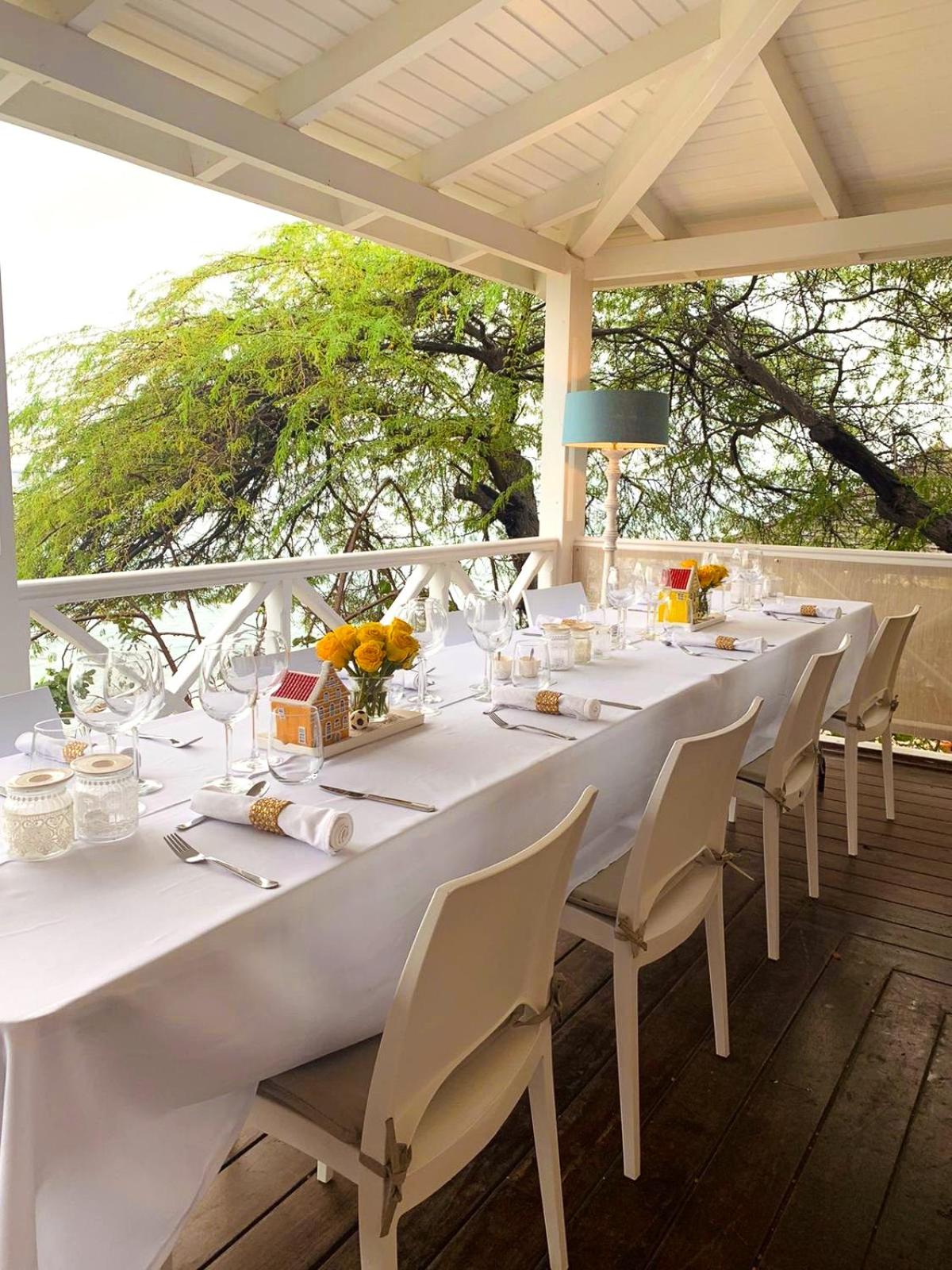 Sirena Bay Estate