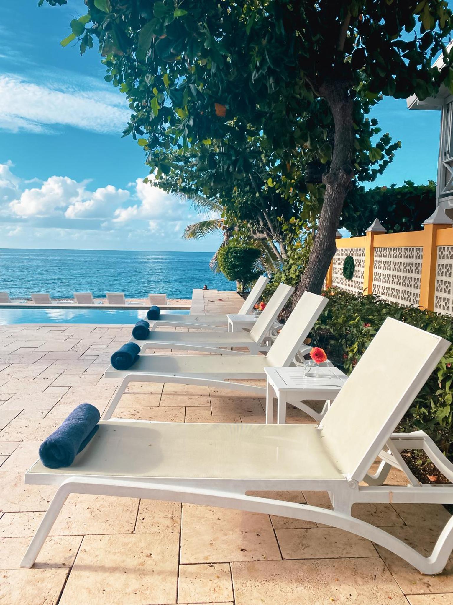 Sirena Bay Estate