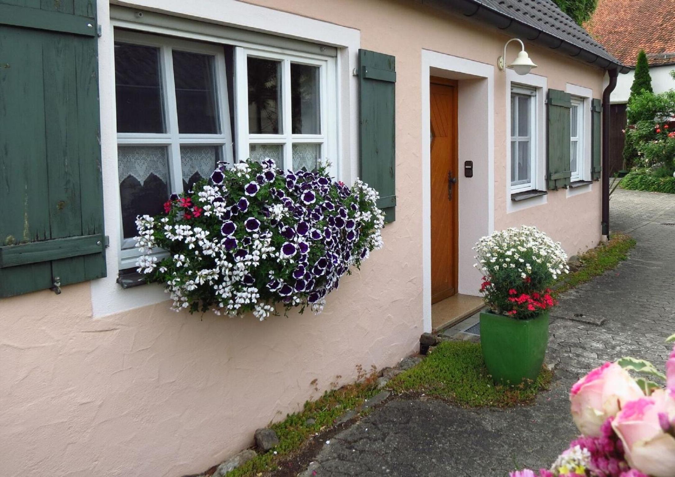 Ferienwohnung Schindler mit Balkon