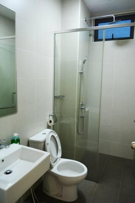 1Bedroom 1Bathroom 4-6PAX 5 min to Jonker Walk Atlantis Residences Melaka photo 4